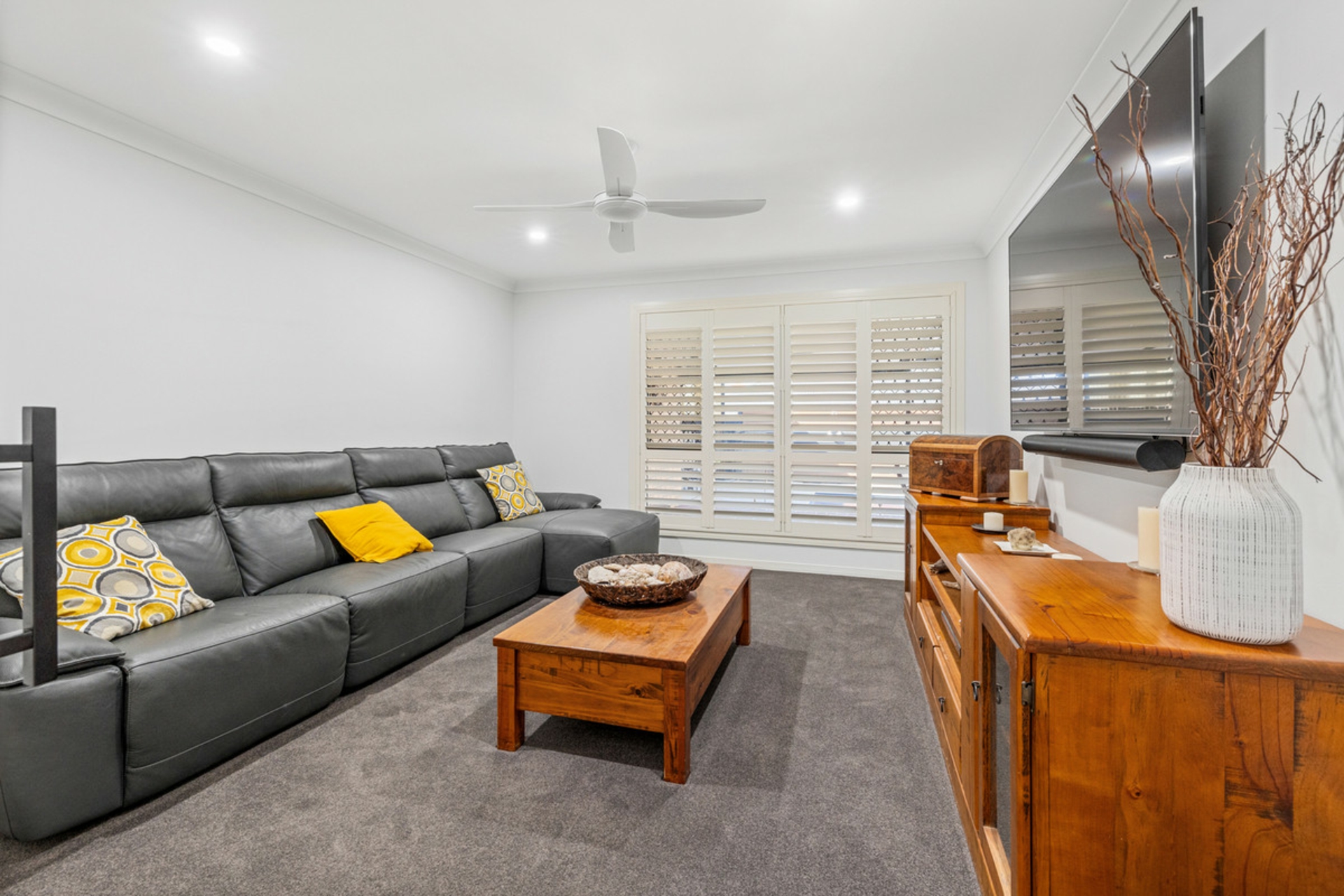 9 Brampton Close, REDLAND BAY