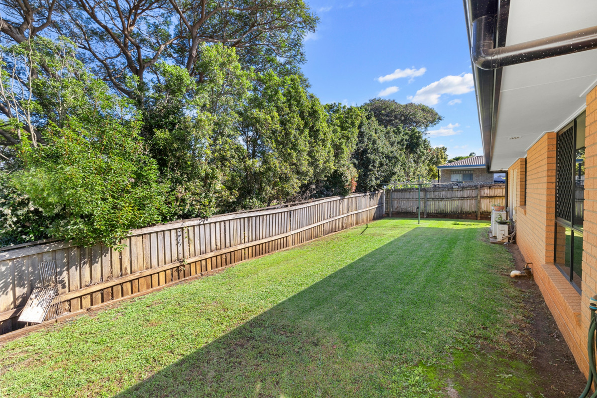 9 Brampton Close, REDLAND BAY