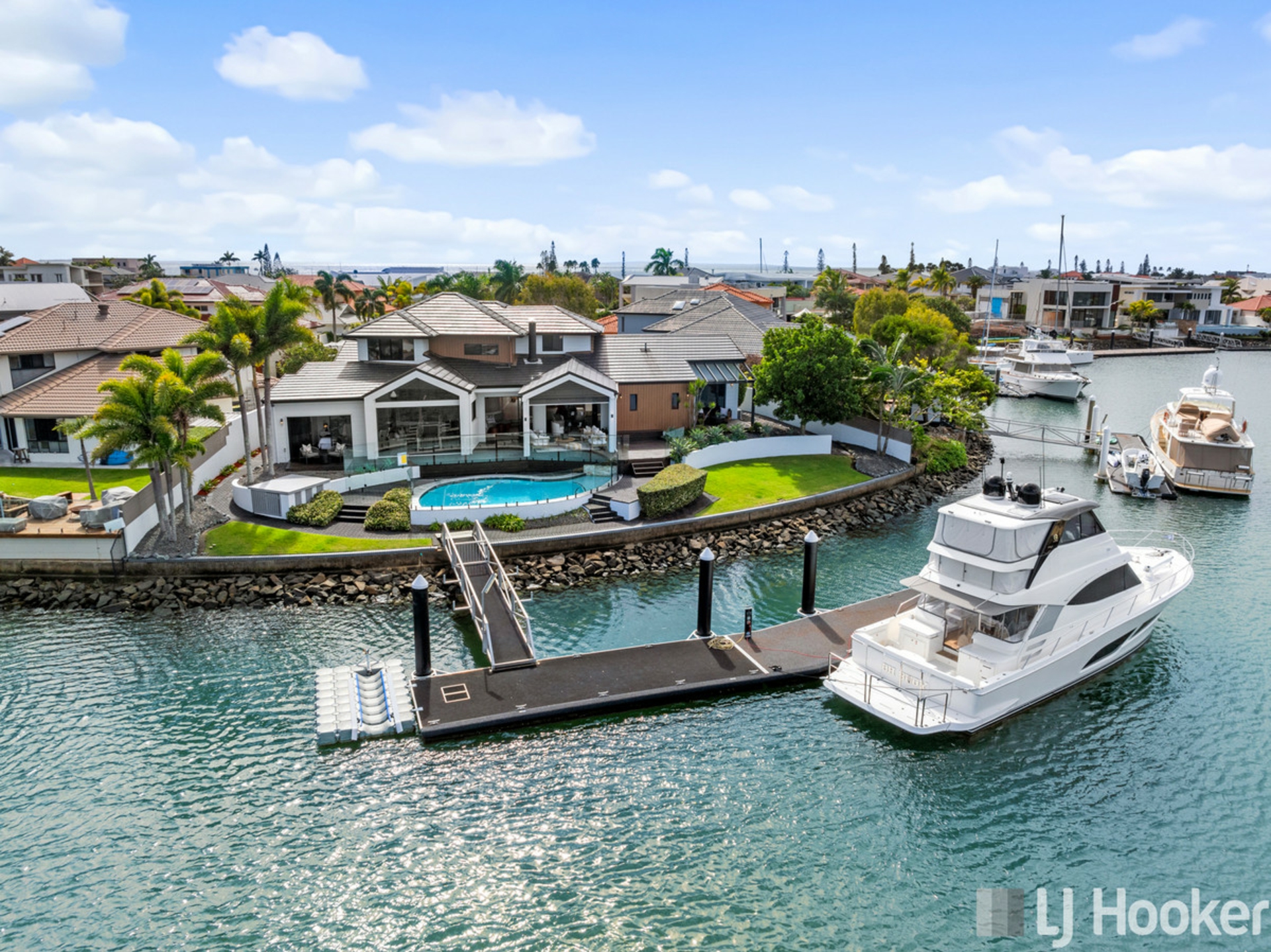 34 Piermont Place, RABY BAY