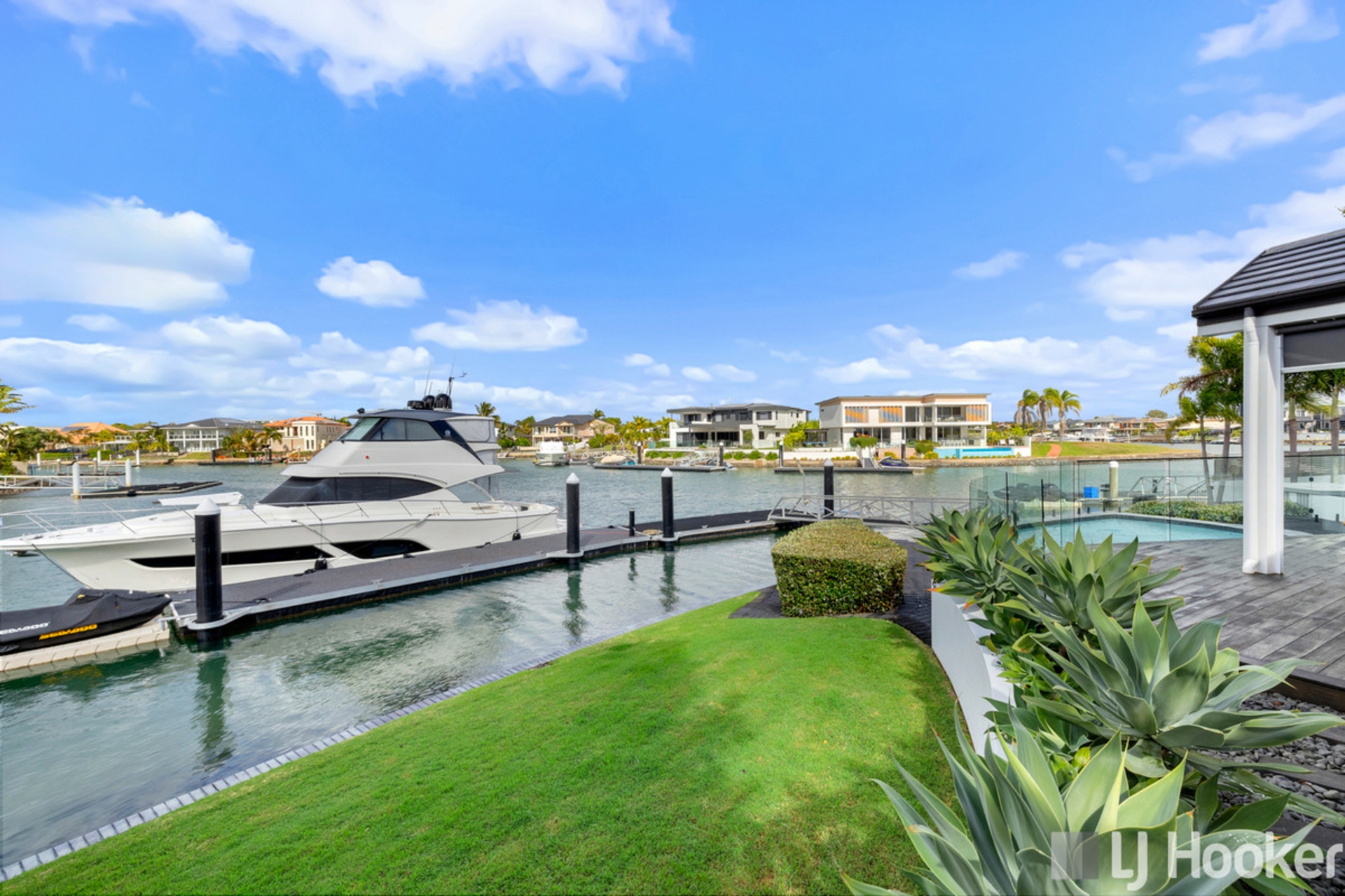34 Piermont Place, RABY BAY
