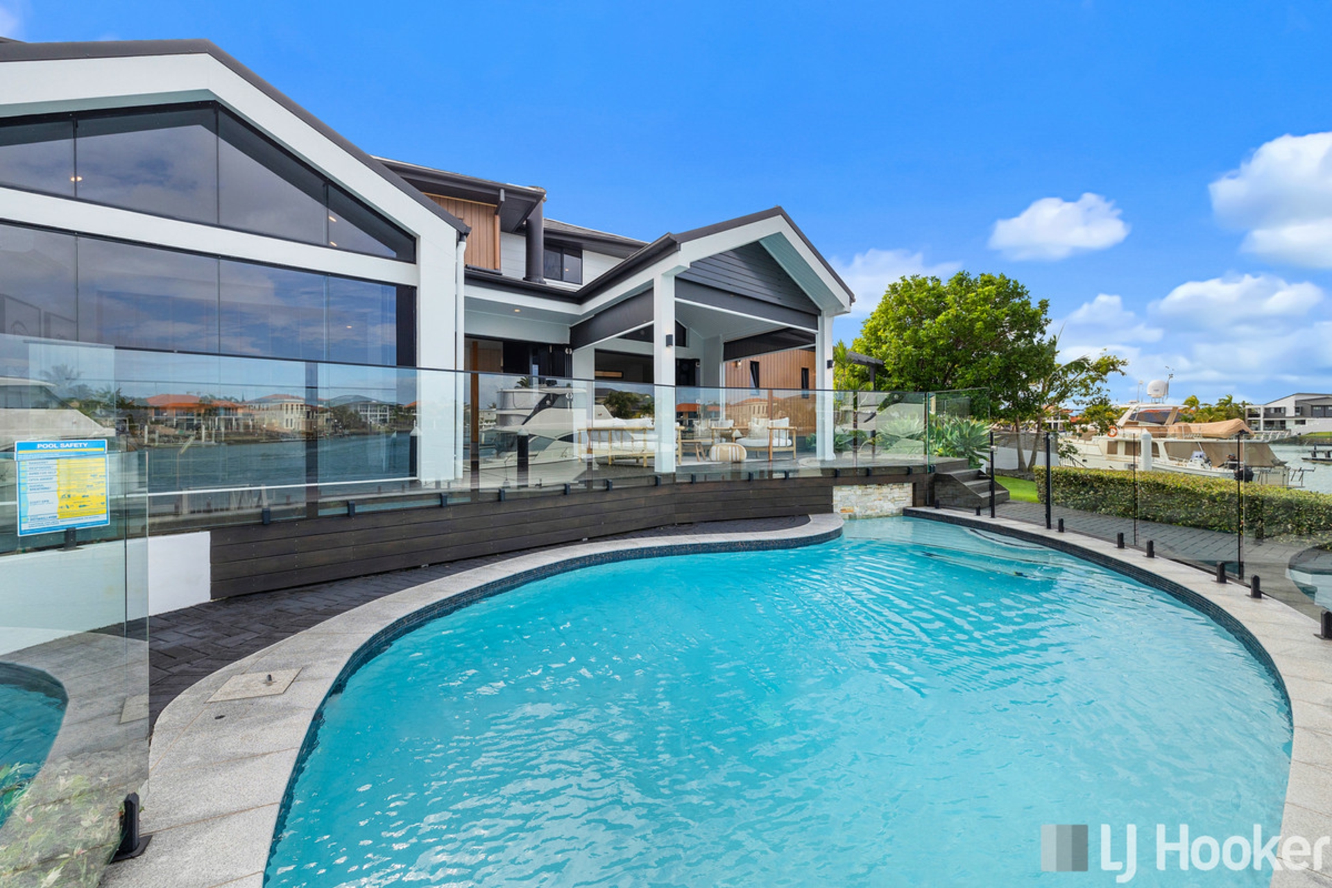 34 Piermont Place, RABY BAY