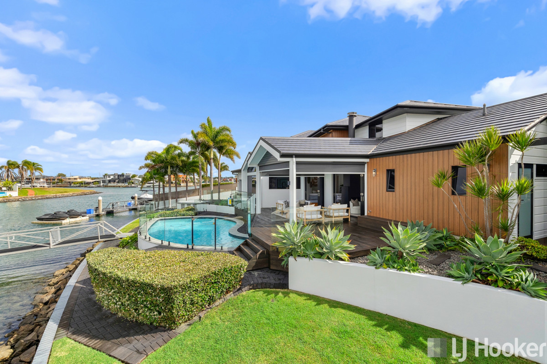 34 Piermont Place, RABY BAY