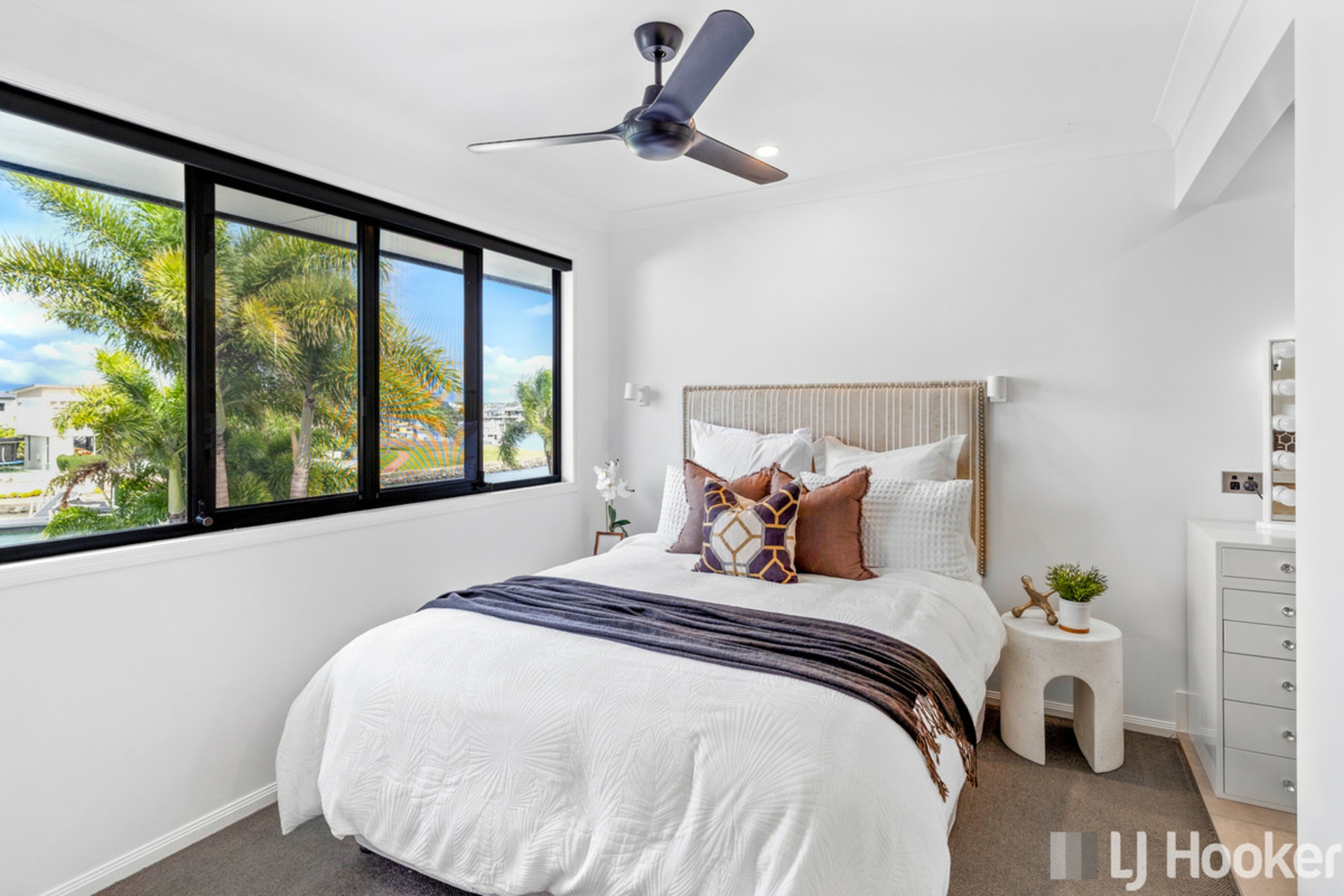 34 Piermont Place, RABY BAY