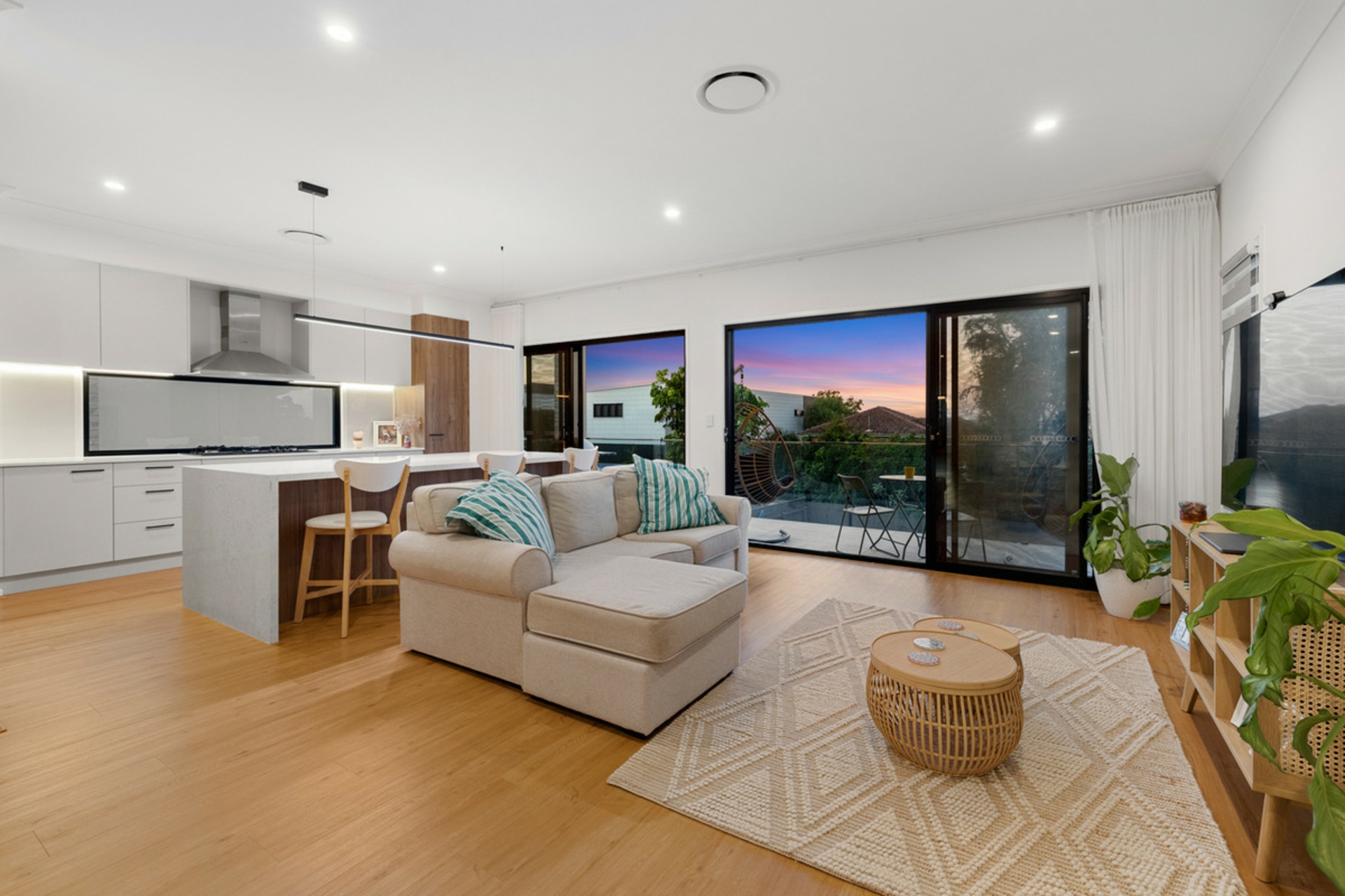 73 Gordon Street Ormiston QLD House for Sale LJ Hooker