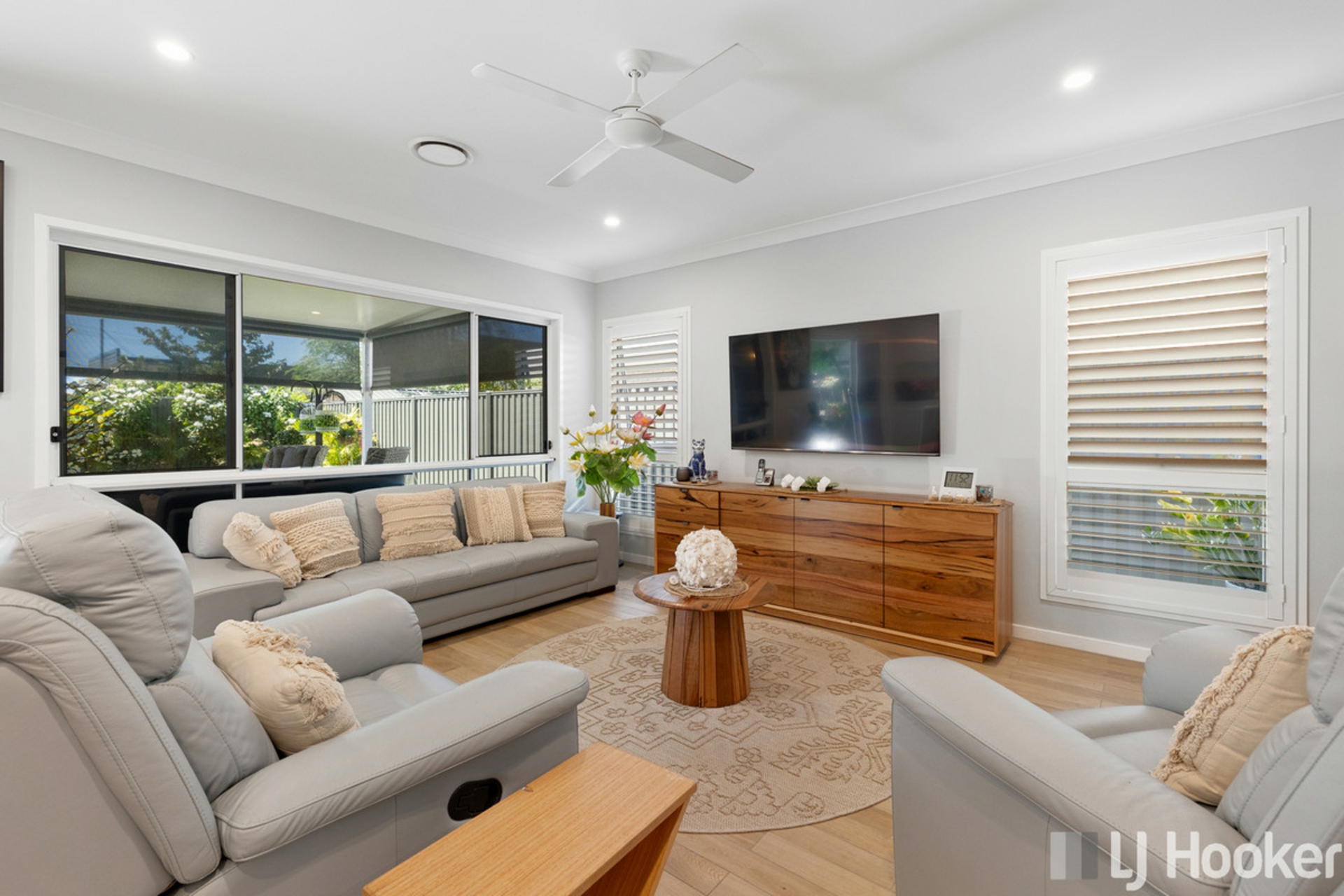 15 Simon Street, VICTORIA POINT