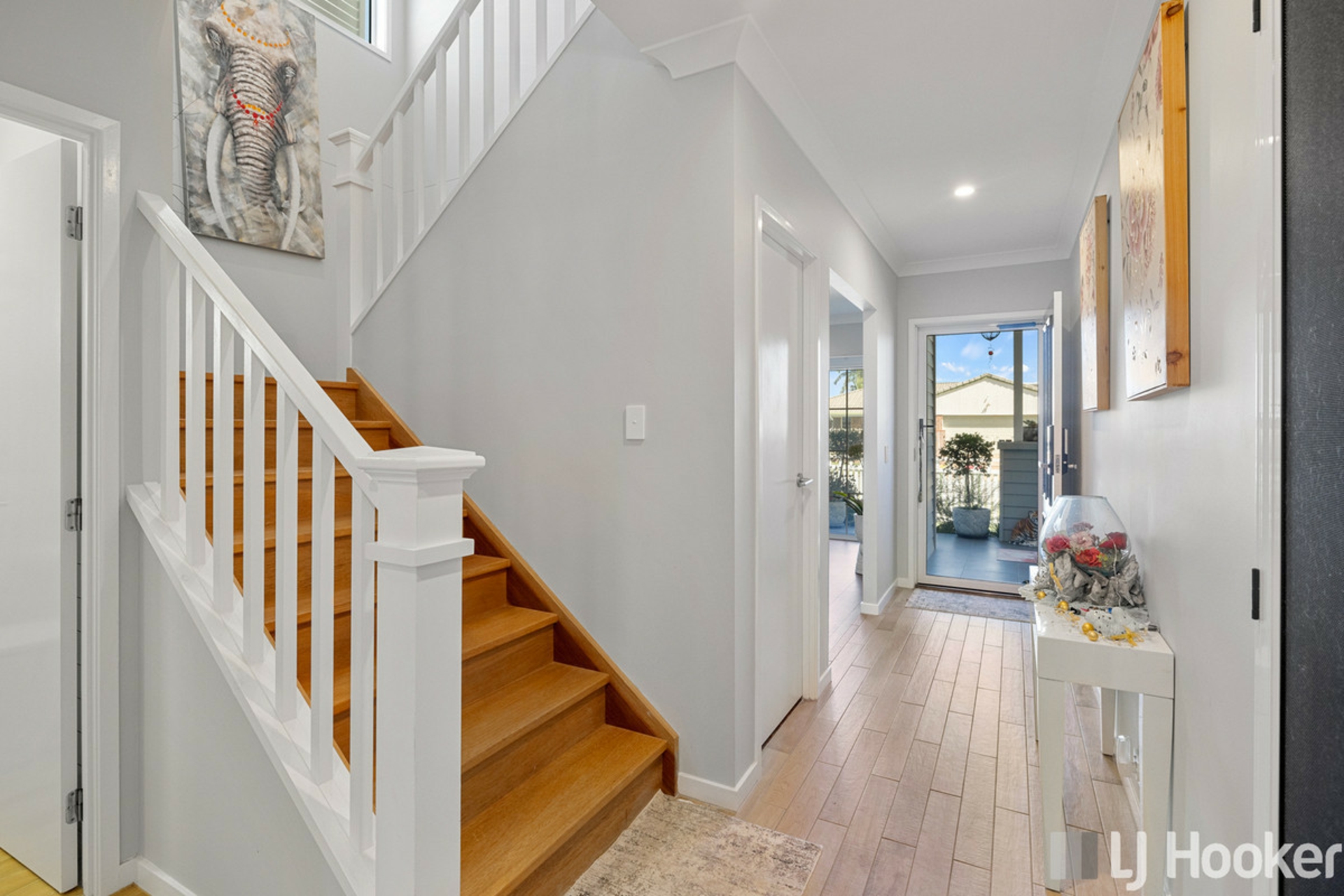 15 Simon Street, VICTORIA POINT
