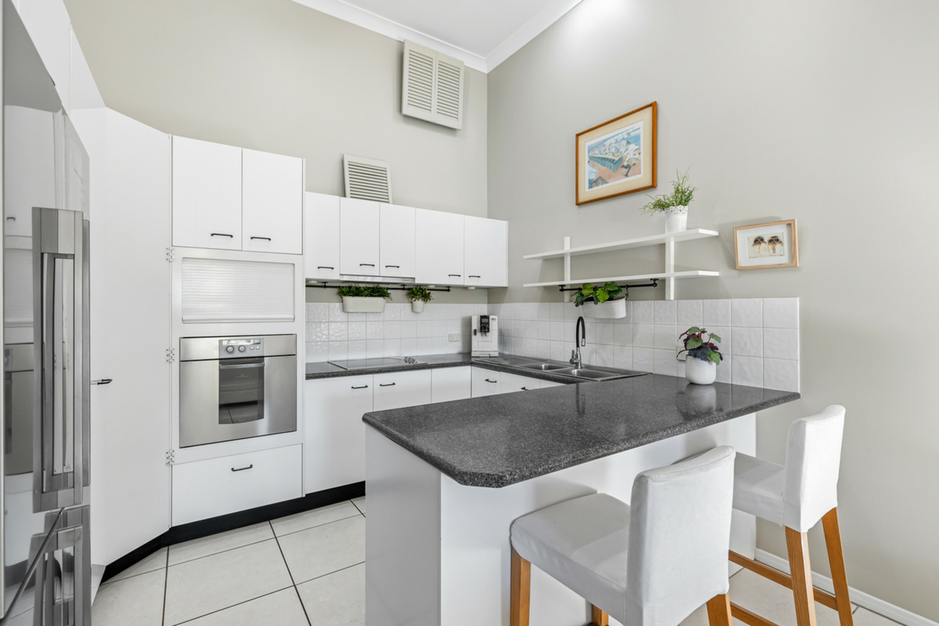 6/14-22 Mary Pleasant Drive, BIRKDALE