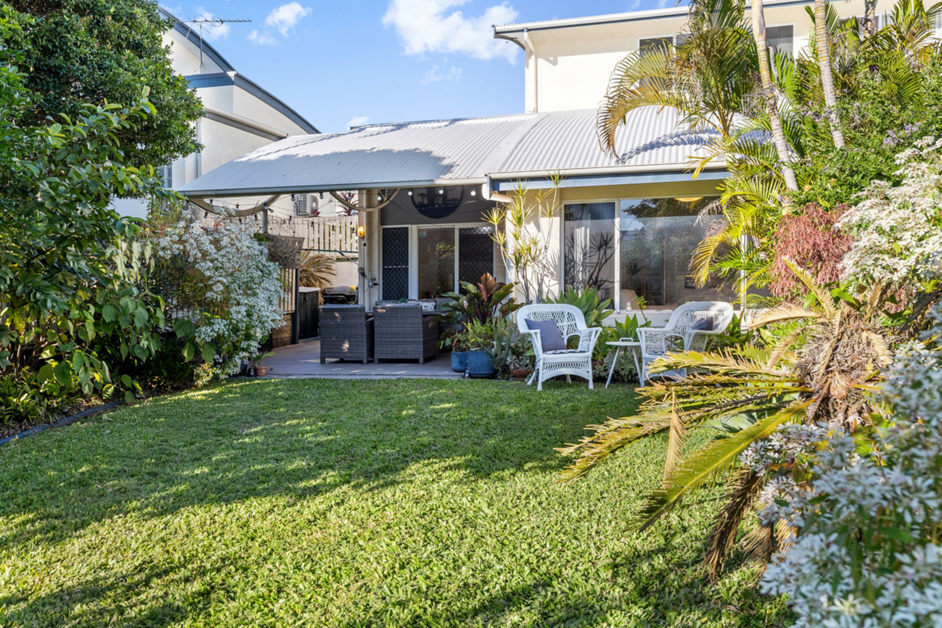 6/14-22 Mary Pleasant Drive, BIRKDALE