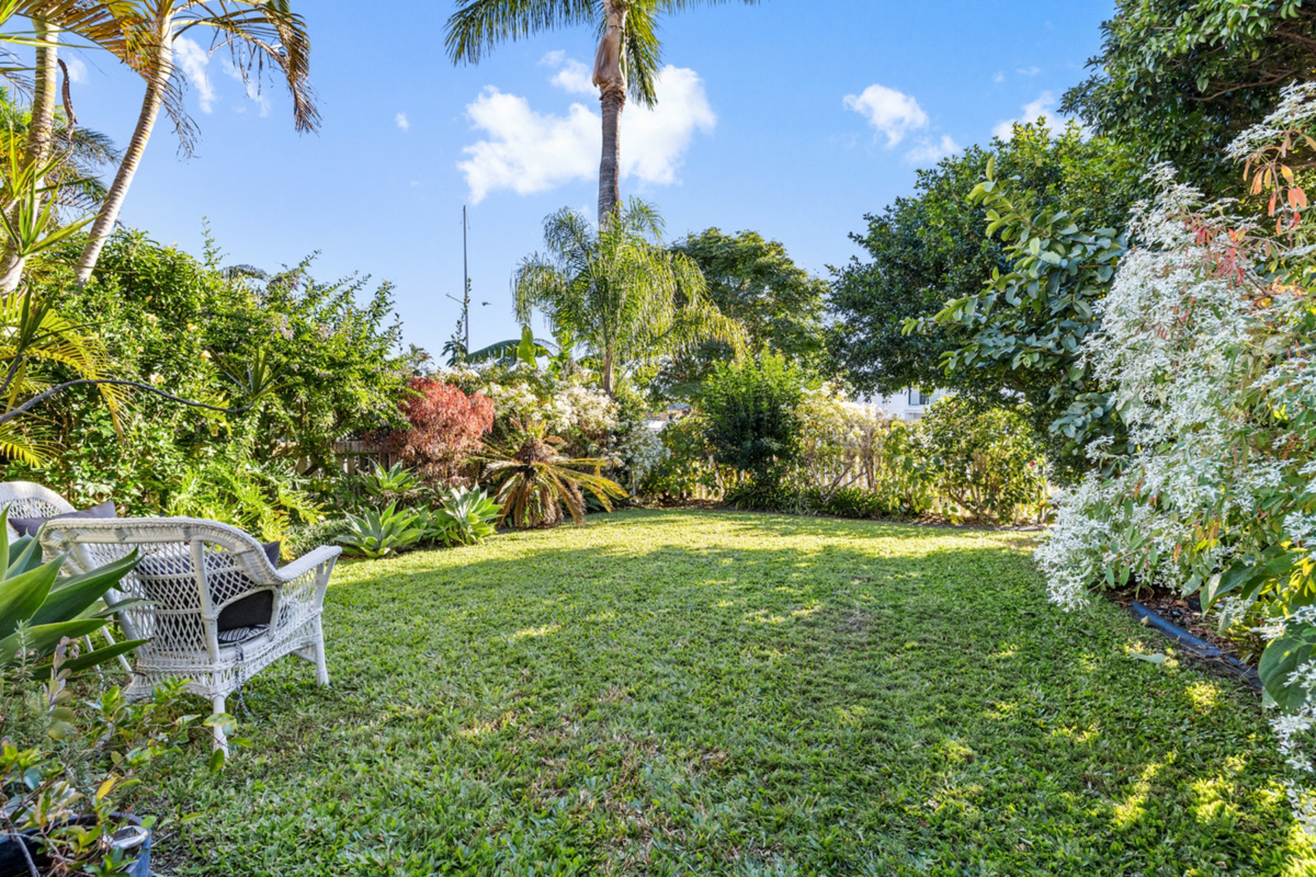 6/14-22 Mary Pleasant Drive, BIRKDALE