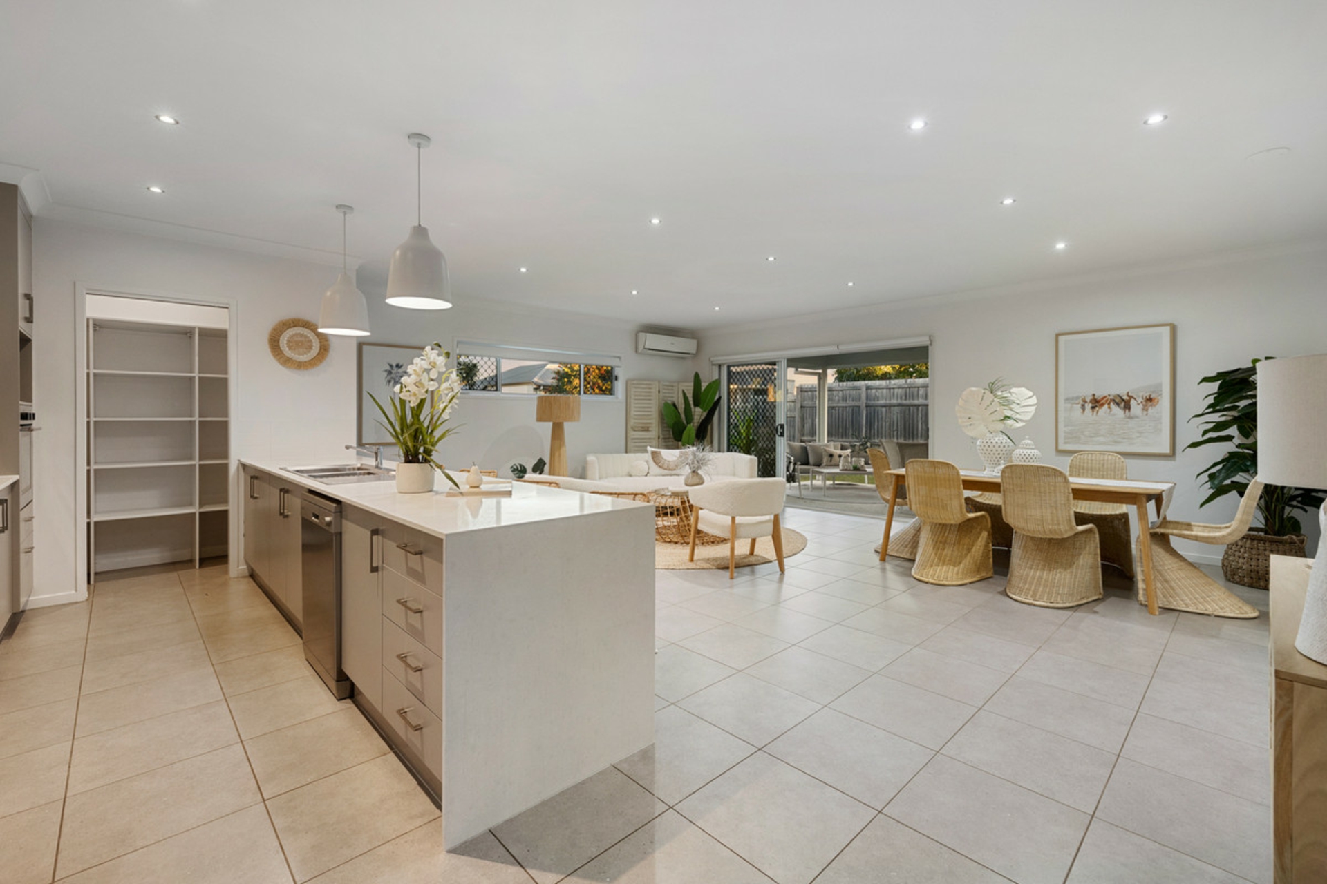 43 Waterline Boulevard, THORNLANDS