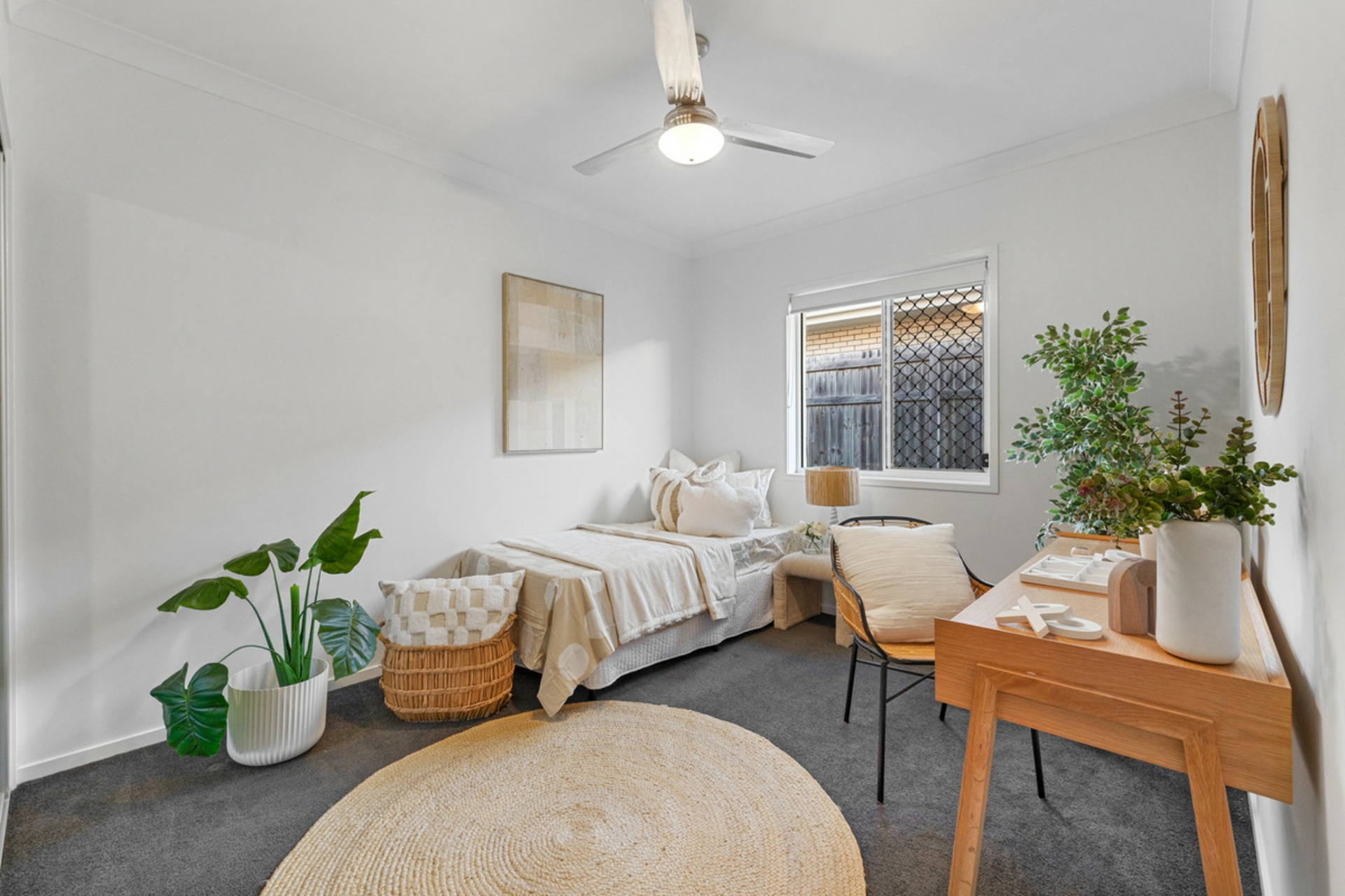 43 Waterline Boulevard, THORNLANDS