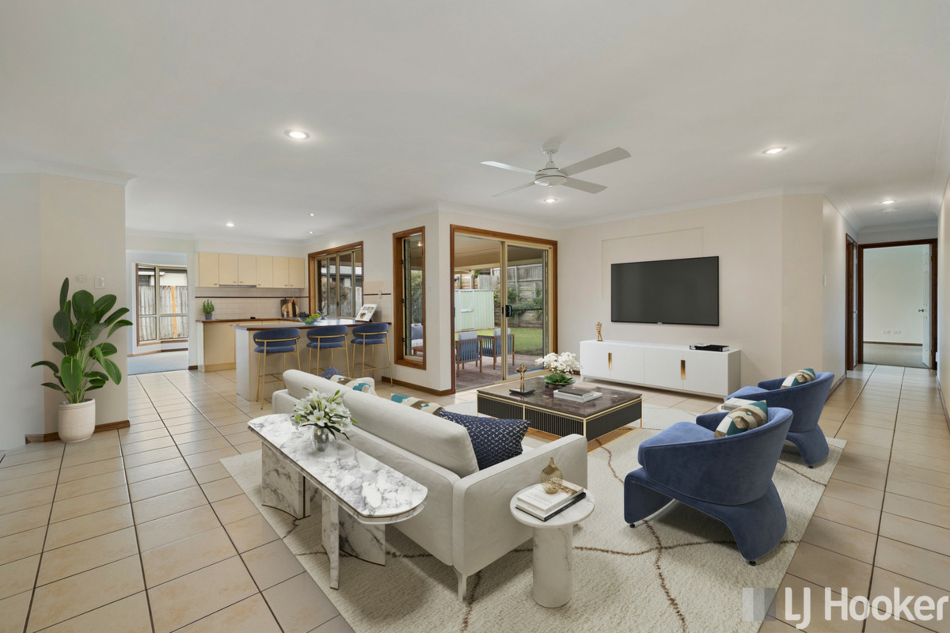 5 Bush Cherry Place, THORNLANDS