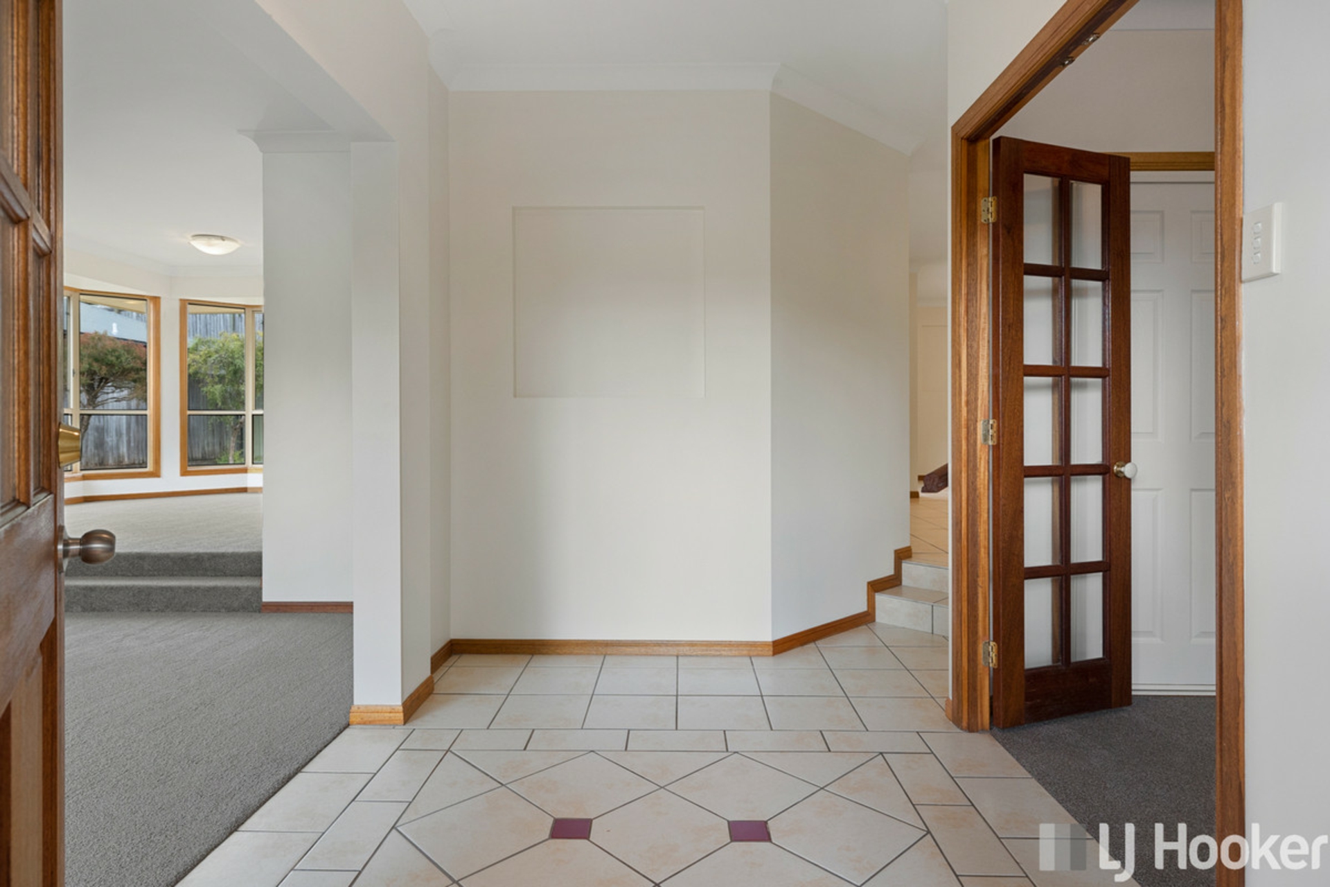 5 Bush Cherry Place, THORNLANDS