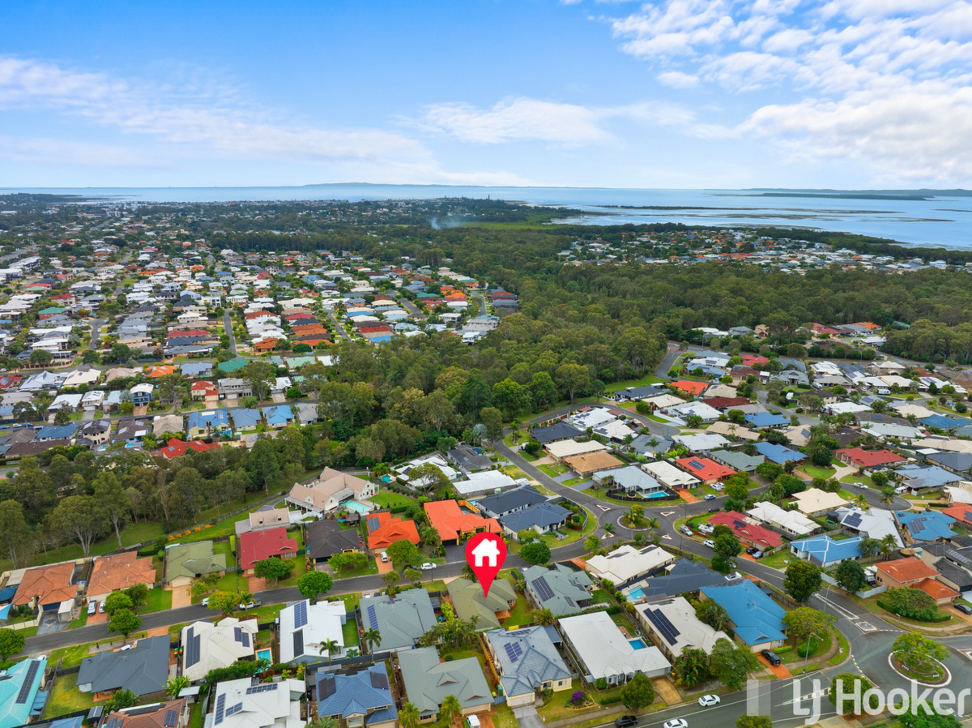 5 Bush Cherry Place, THORNLANDS