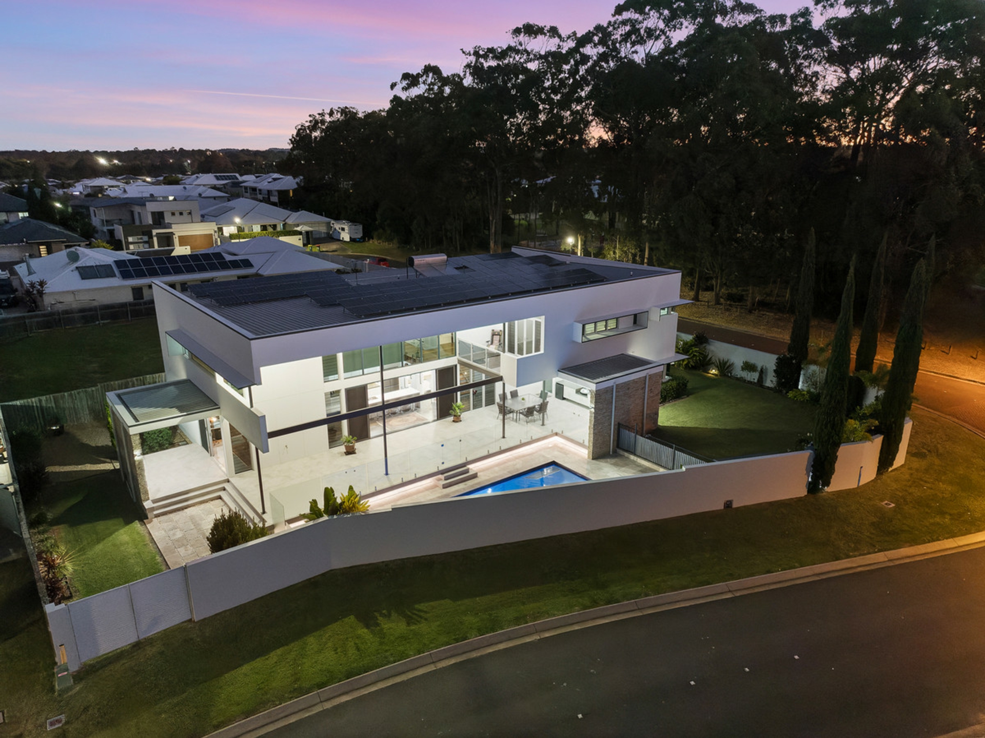 15 Nadine Crescent, THORNLANDS