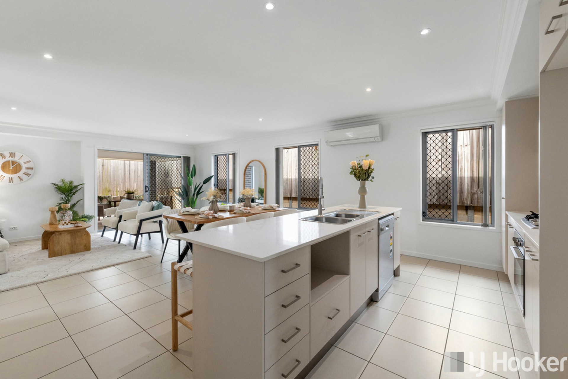 23 Kiama Circuit, THORNLANDS