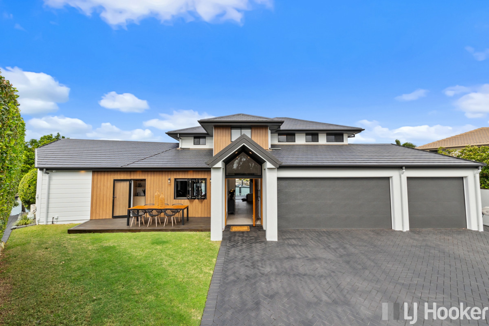 34 Piermont Place, Raby Bay