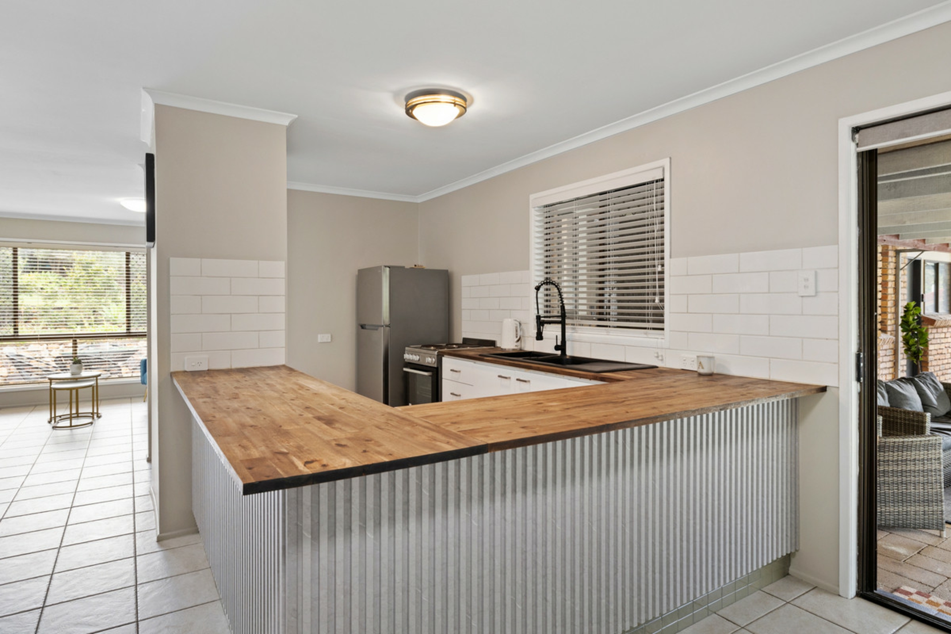24 Stanway Crescent, ALEXANDRA HILLS