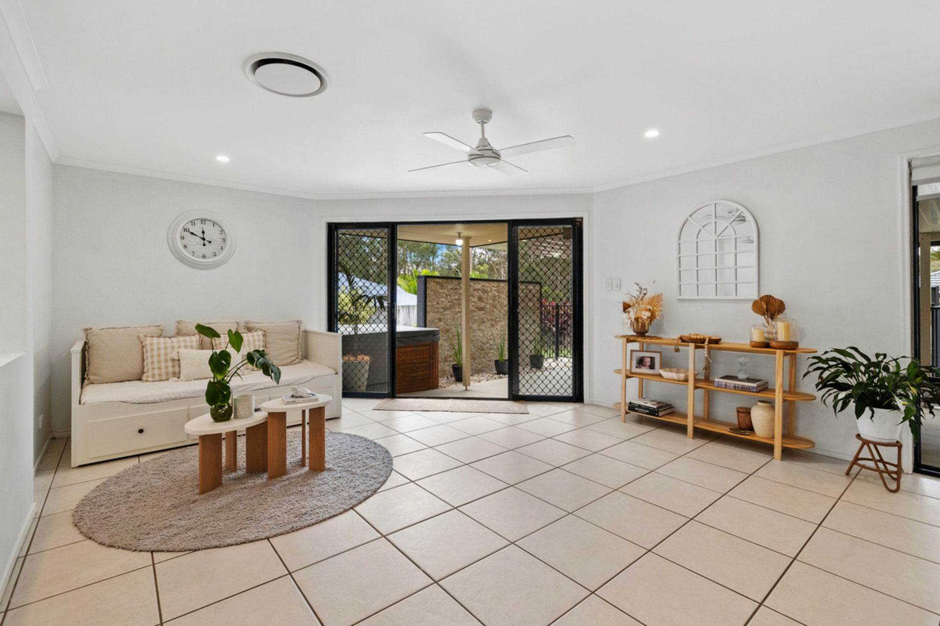 4 Hakea Place, MOUNT COTTON
