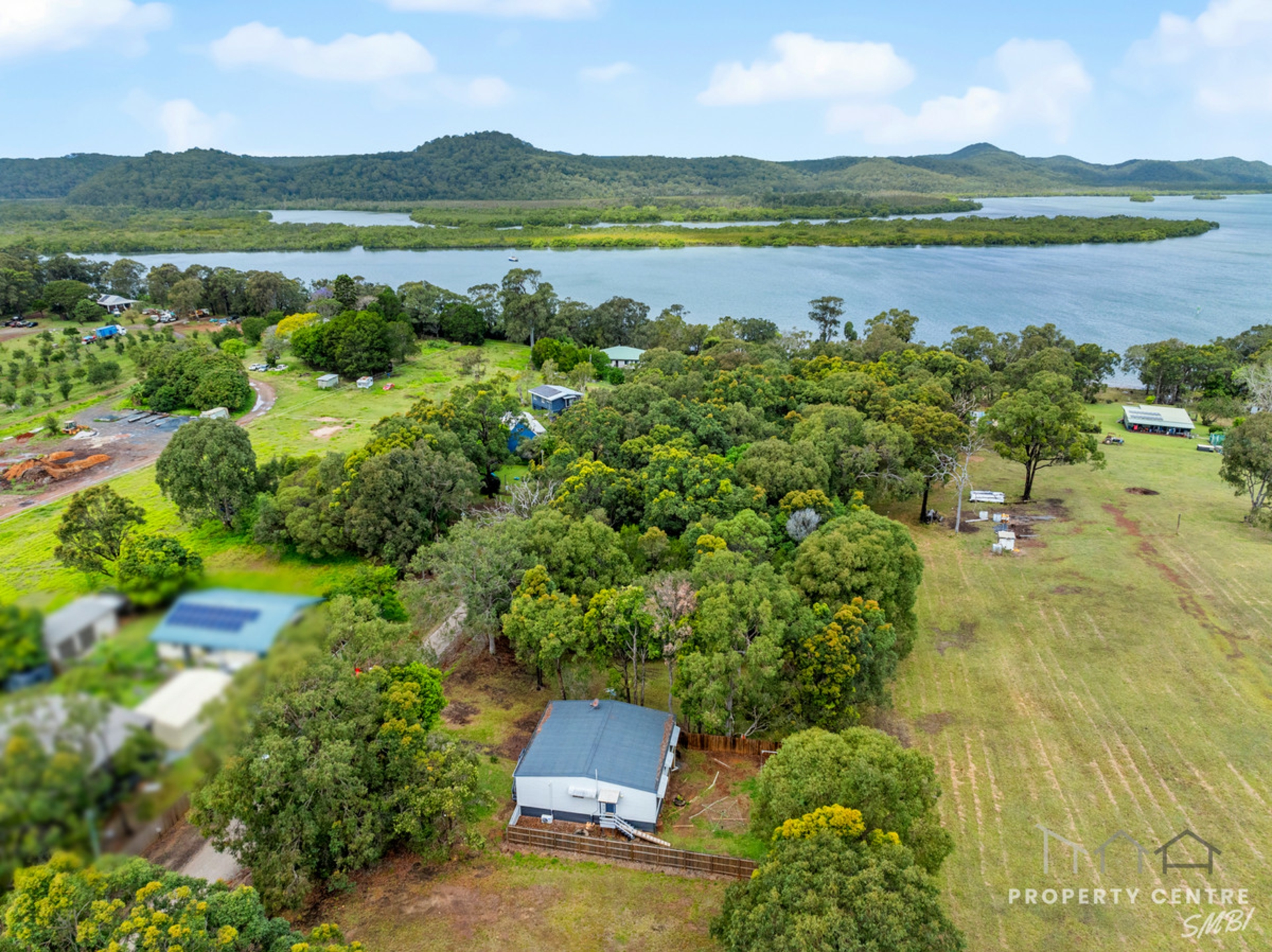 24 Carissa Street, RUSSELL ISLAND