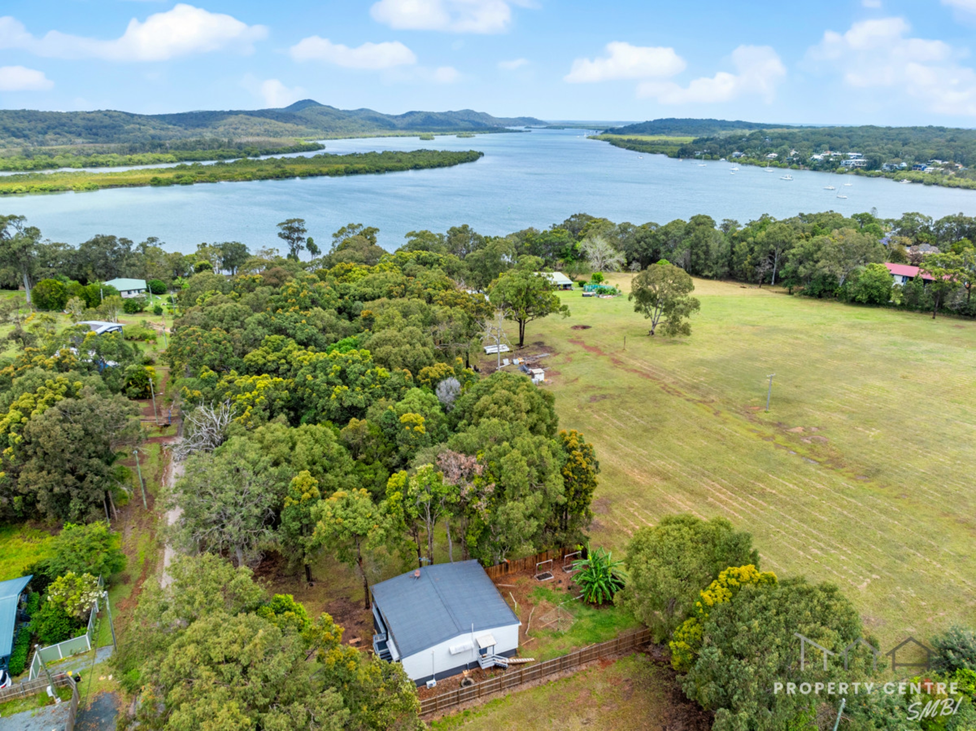 24 Carissa Street, RUSSELL ISLAND