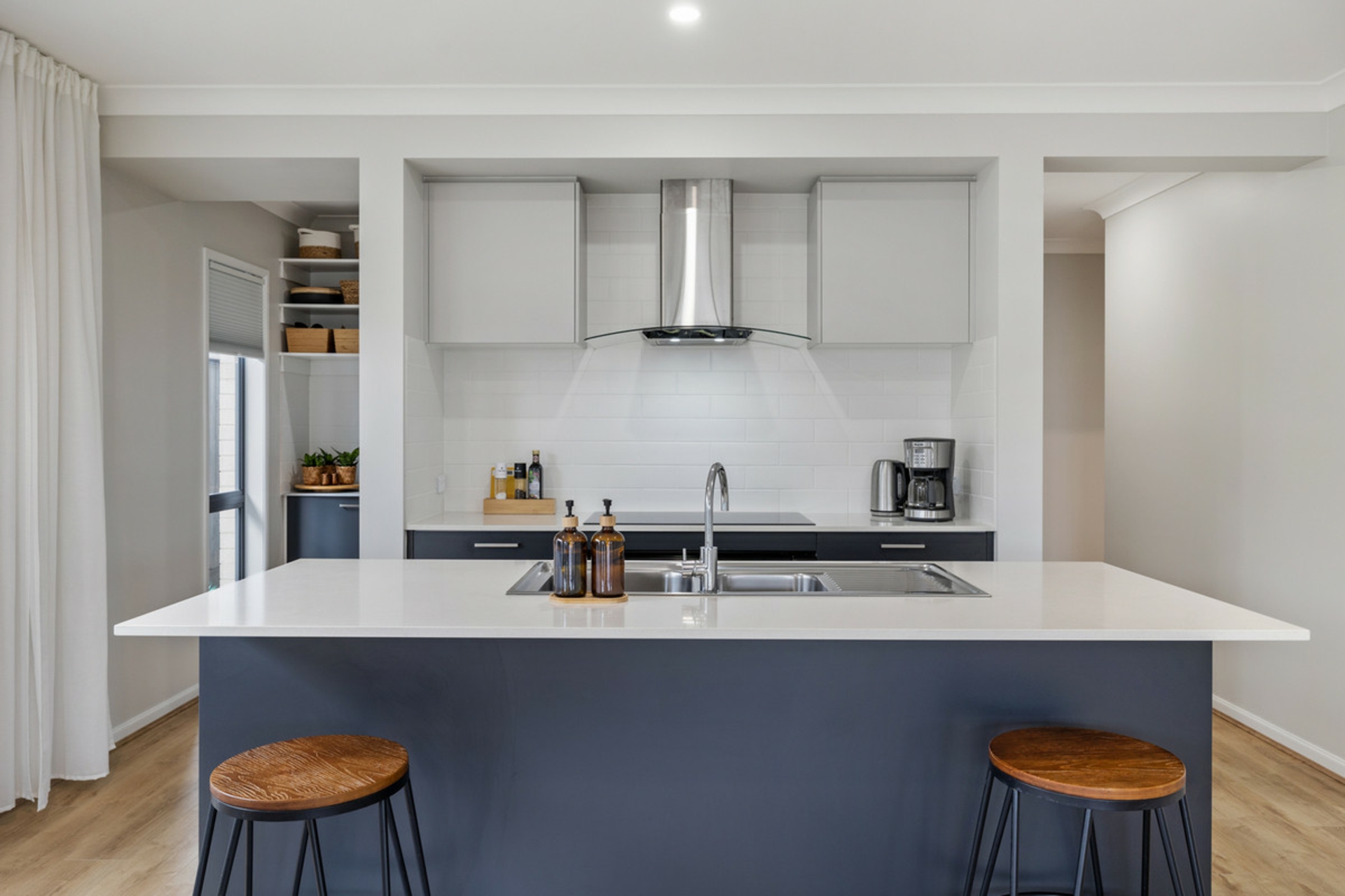 7 Brittle Street Redland Bay QLD House for Sale LJ Hooker