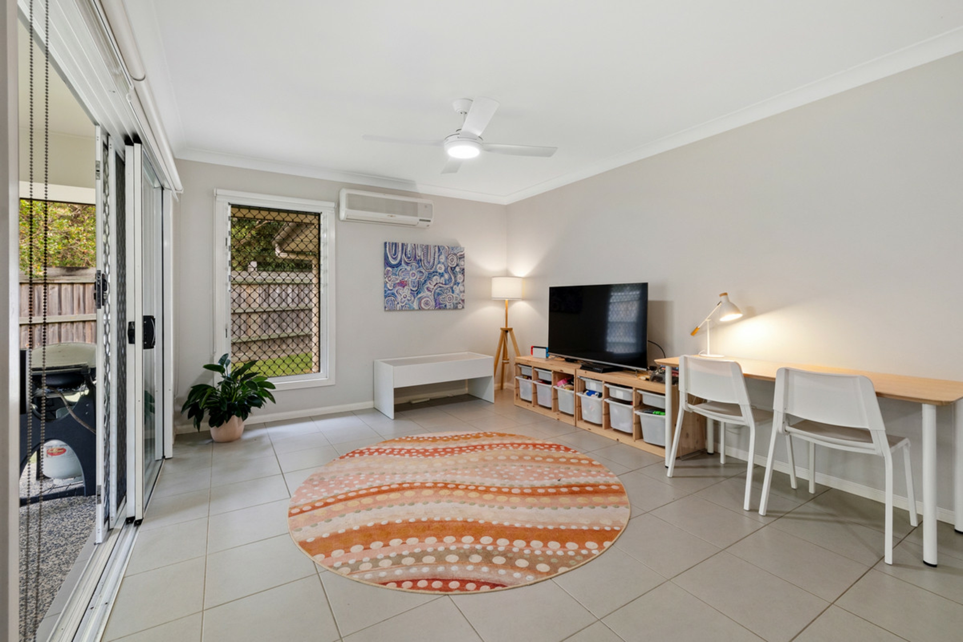 6 Mervyn Crescent, REDLAND BAY