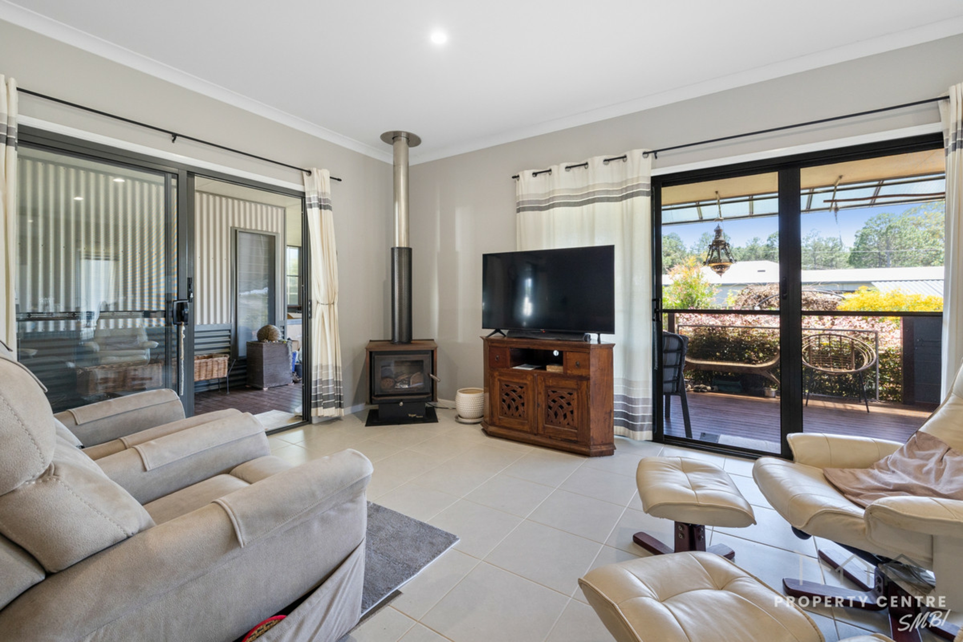 15 Banksia Street — photo 7 of 29