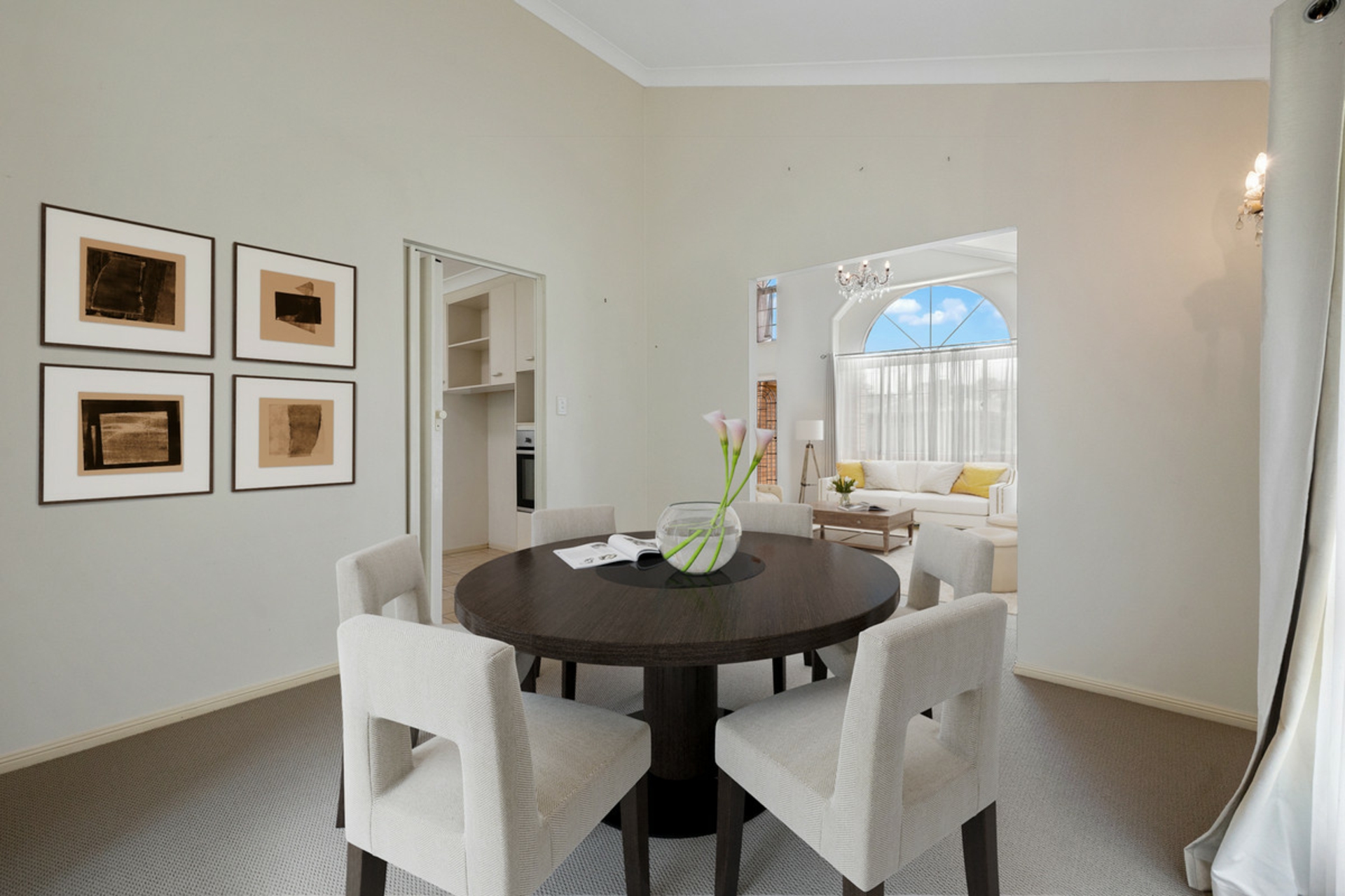 10 Tulipwood Drive, BIRKDALE