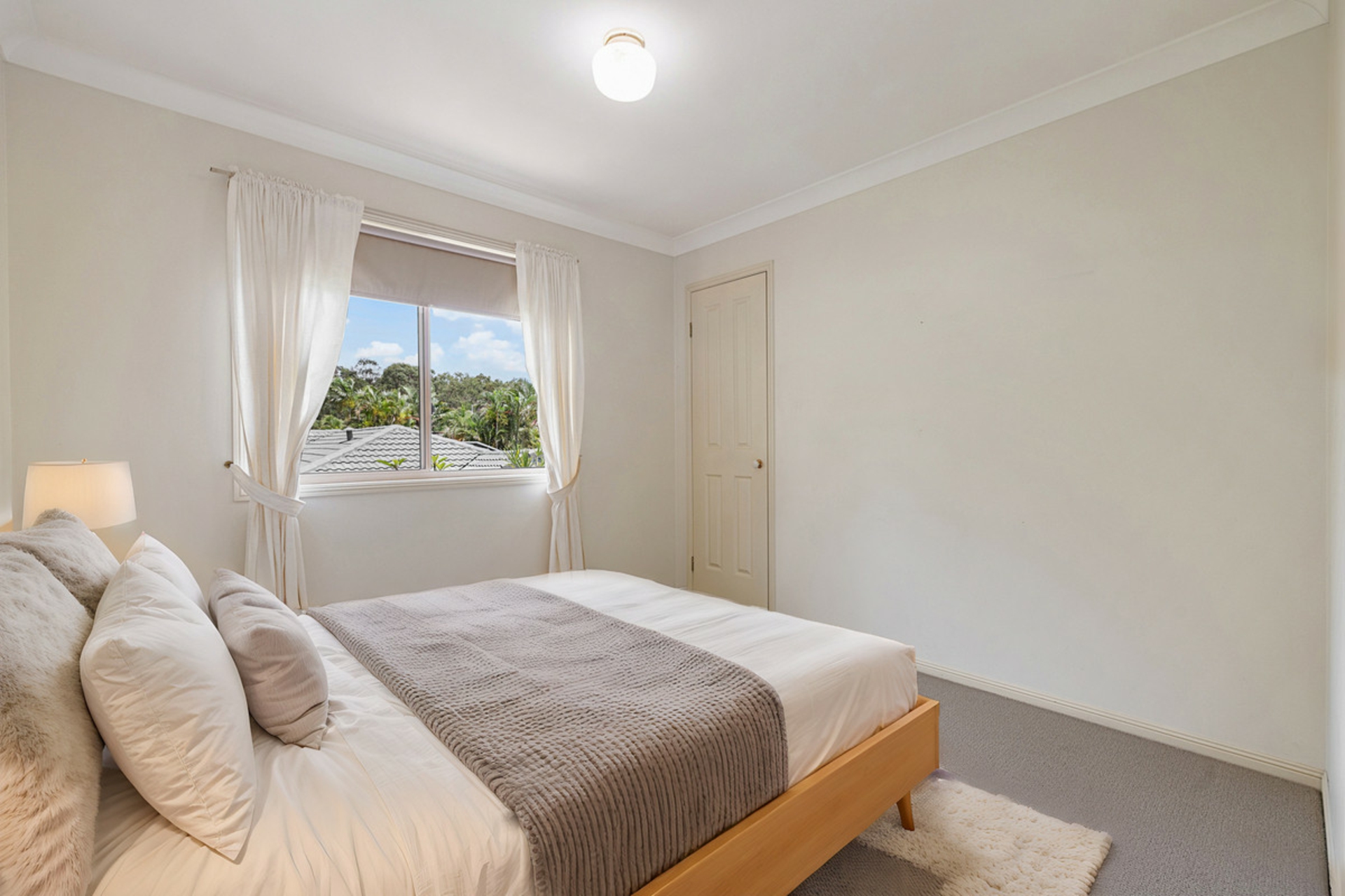 10 Tulipwood Drive, BIRKDALE