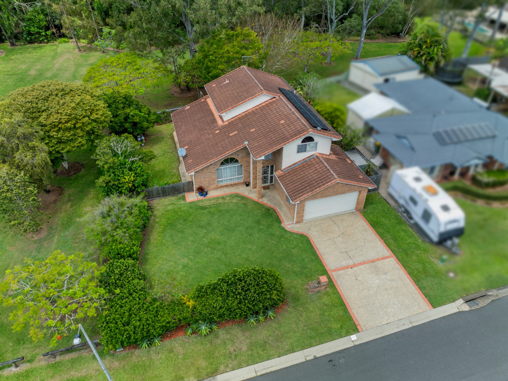 10 Tulipwood Drive, BIRKDALE