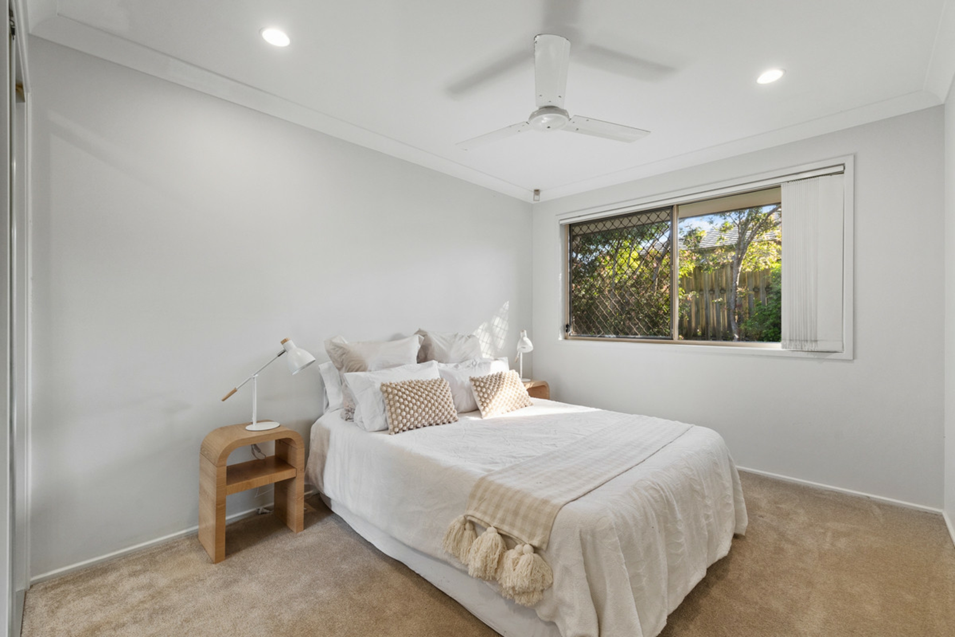 10 Aqua Crescent, REDLAND BAY