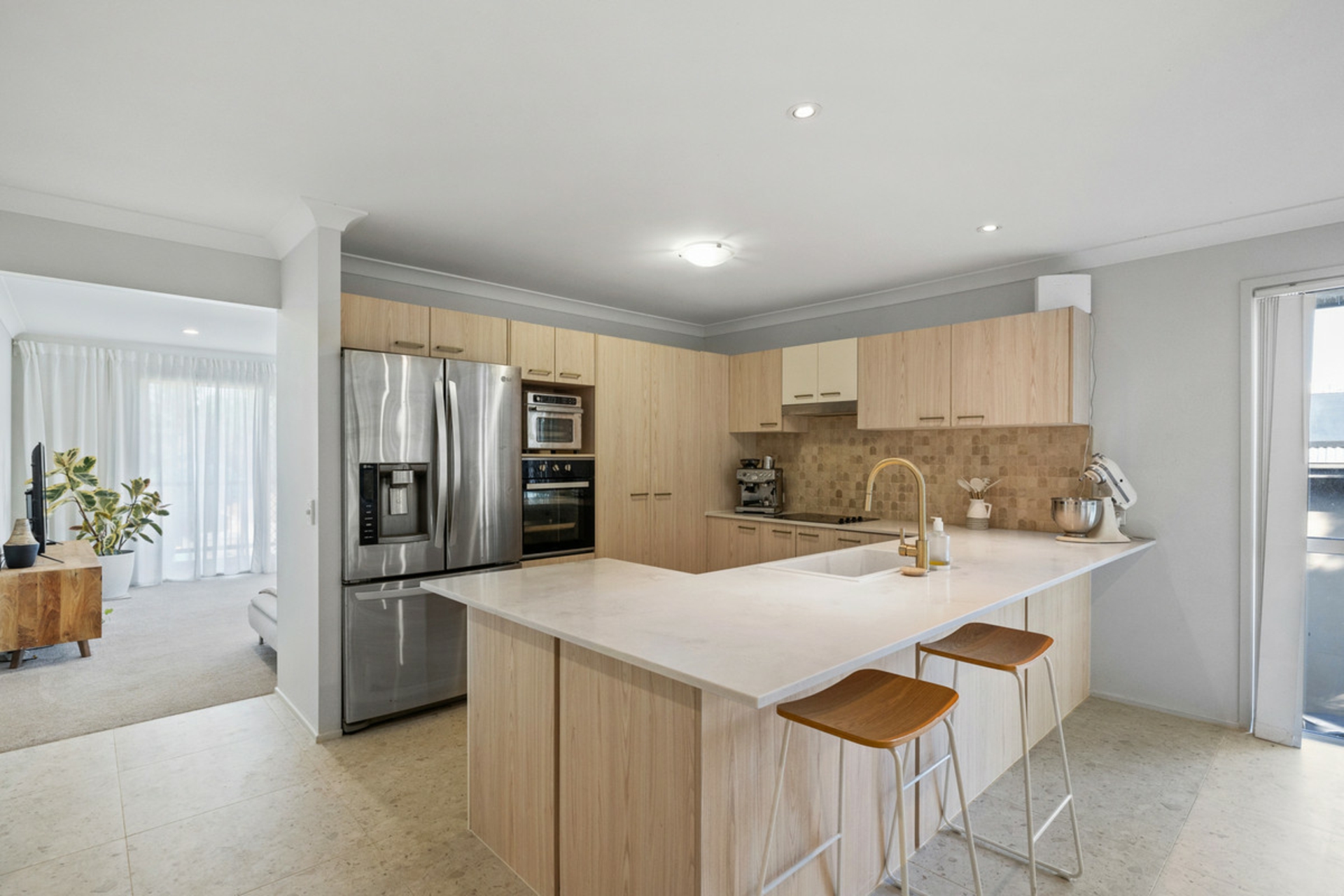 10 Aqua Crescent, REDLAND BAY