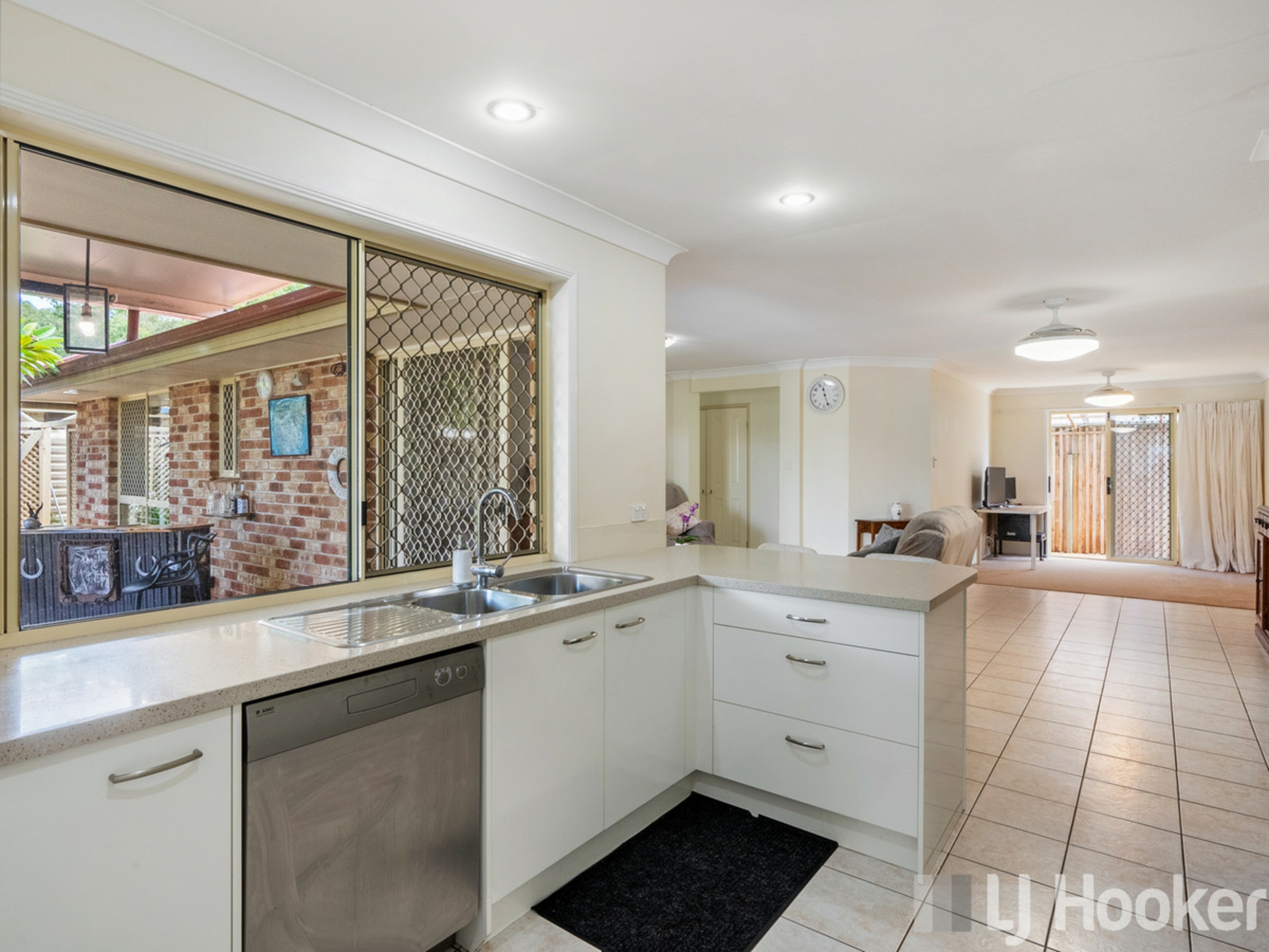 5 Dundee Court, VICTORIA POINT