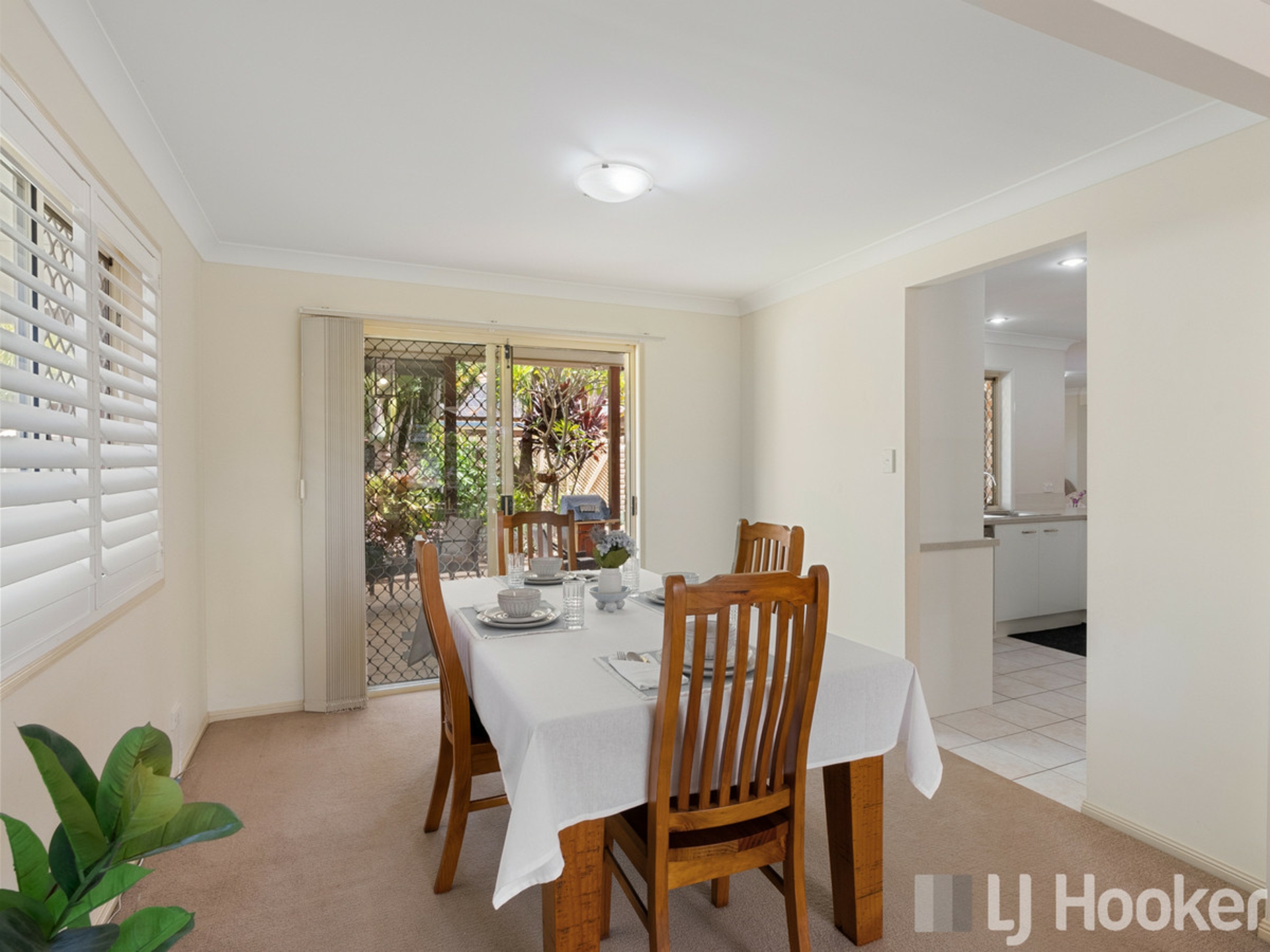 5 Dundee Court, VICTORIA POINT