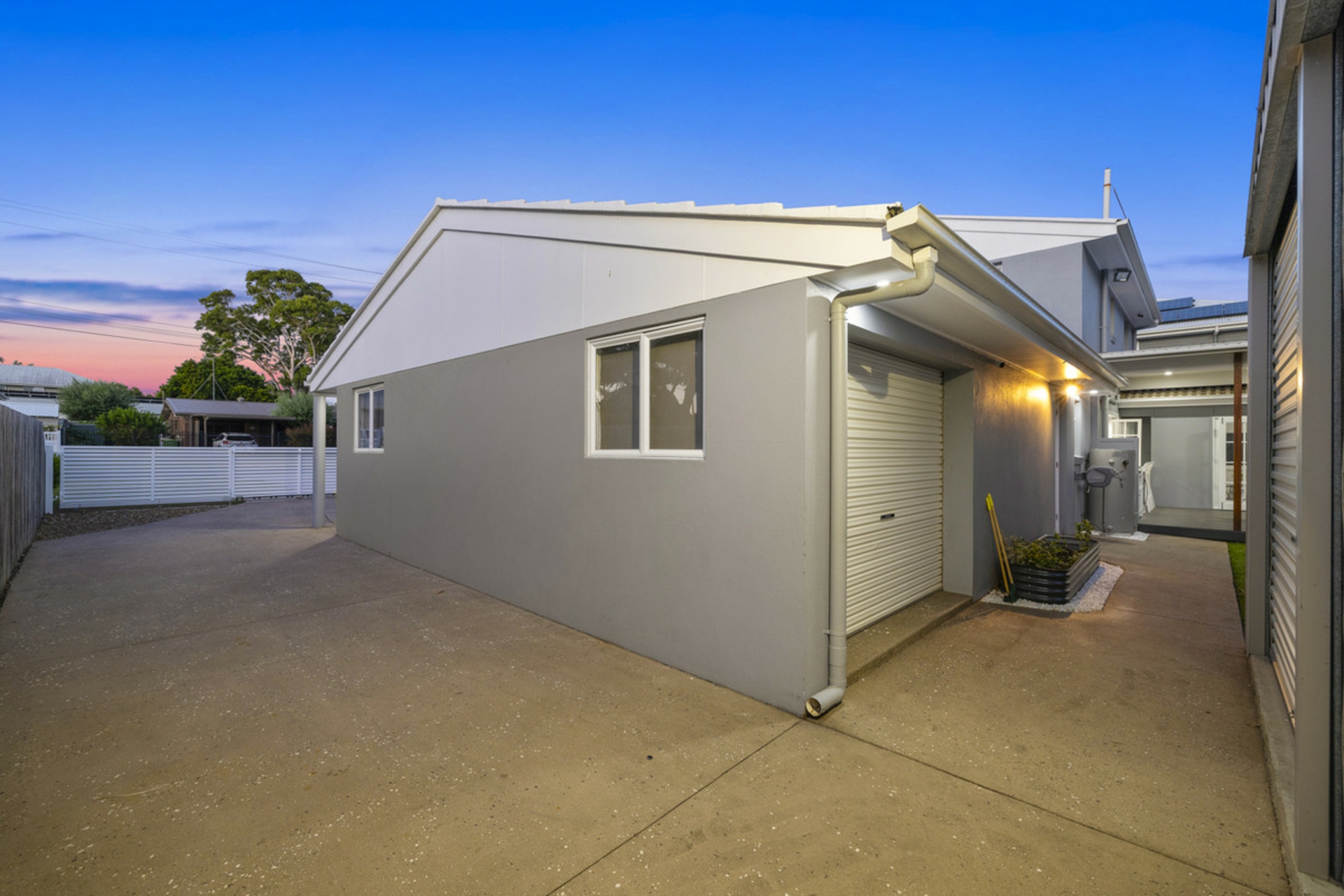 9 Coburg Street East, CLEVELAND