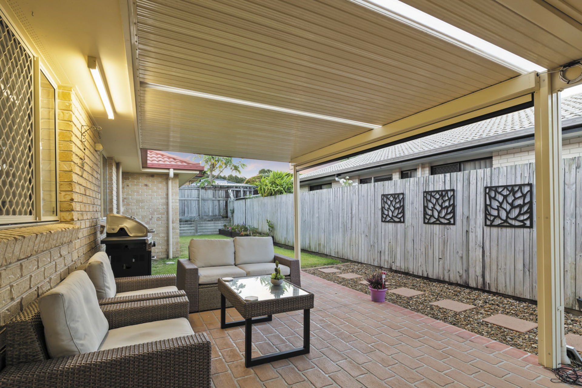 5 Manning Esplanade, THORNLANDS