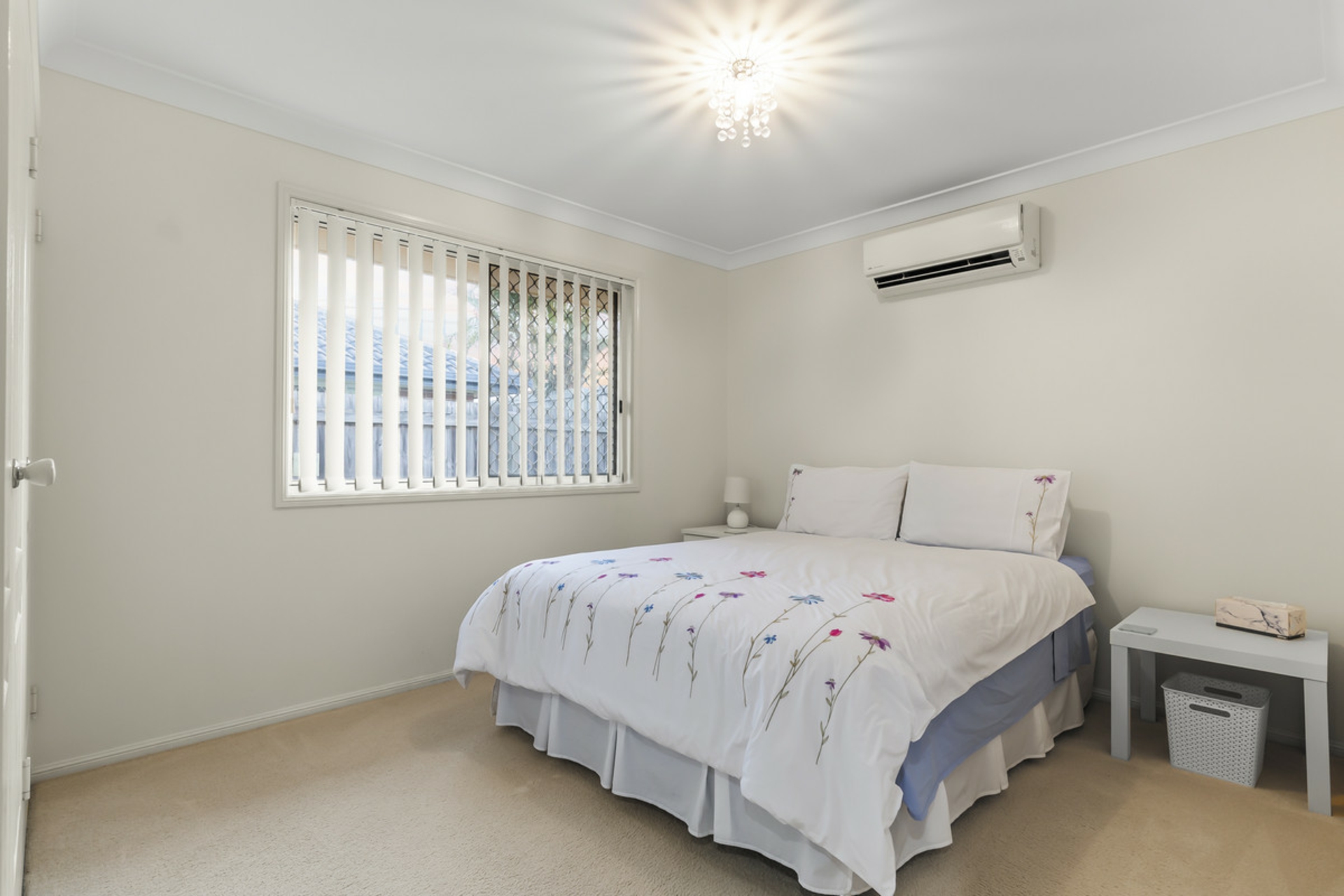 5 Manning Esplanade, THORNLANDS