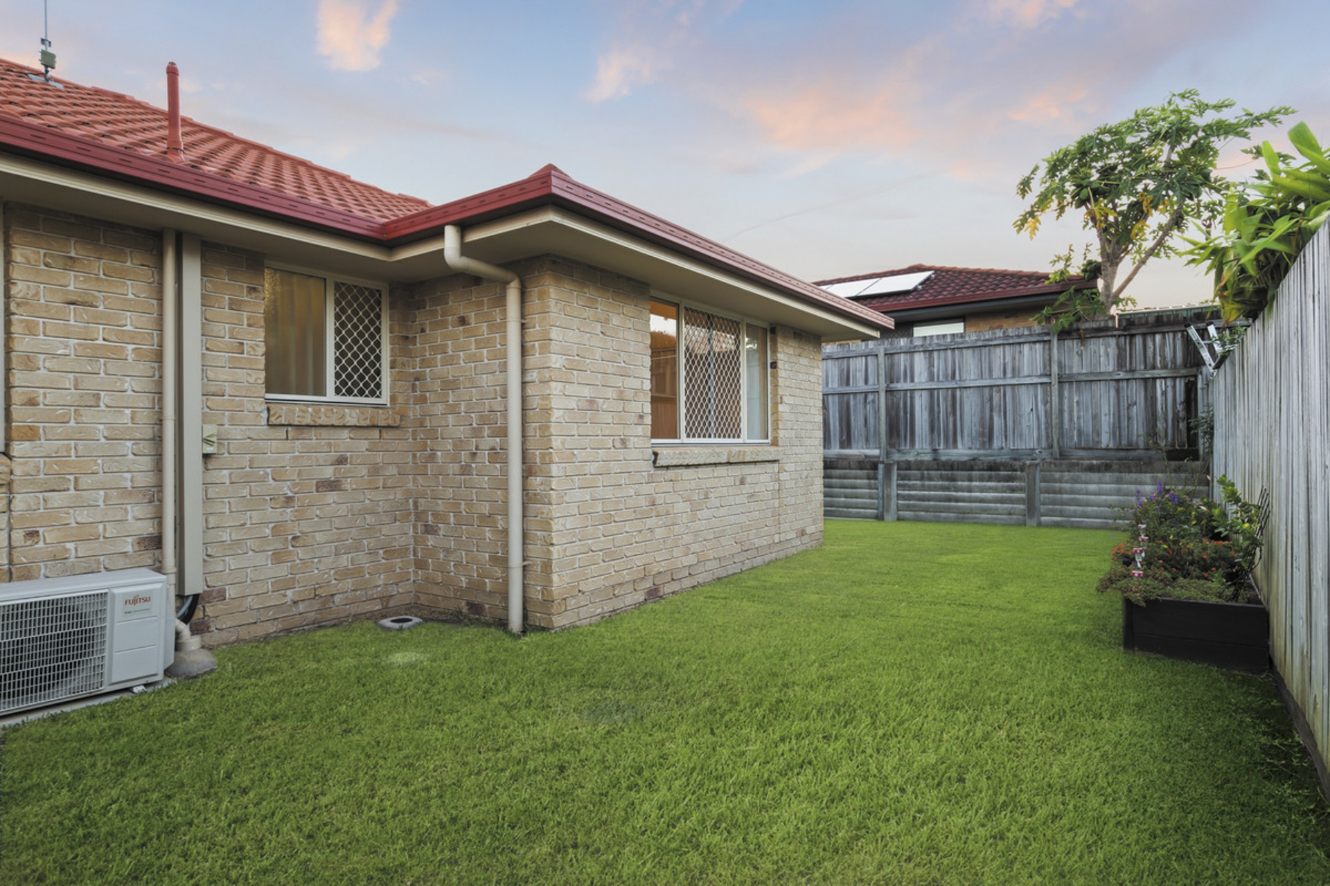 5 Manning Esplanade, THORNLANDS