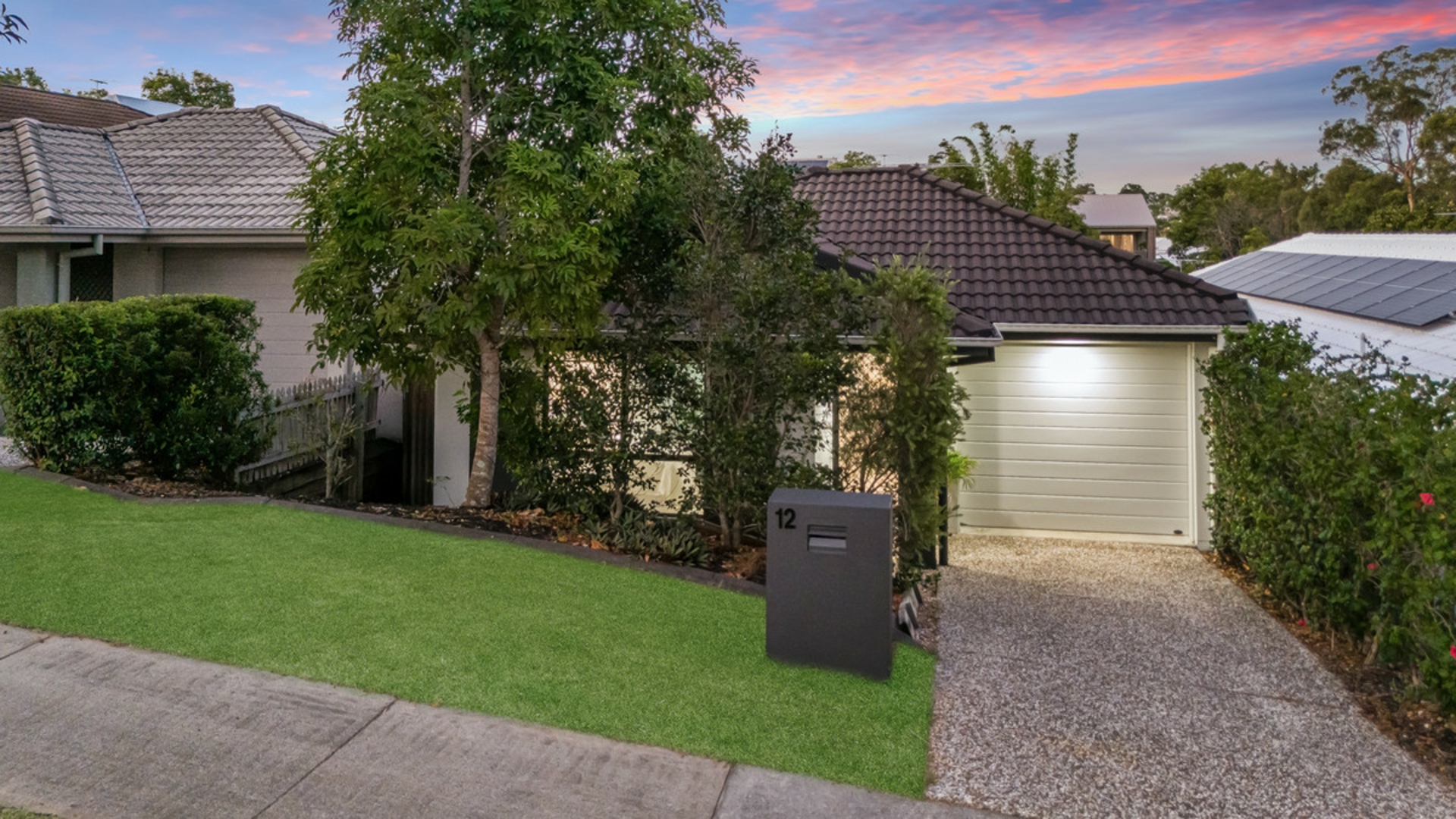 12 Alton Towers Street, SPRINGFIELD LAKES