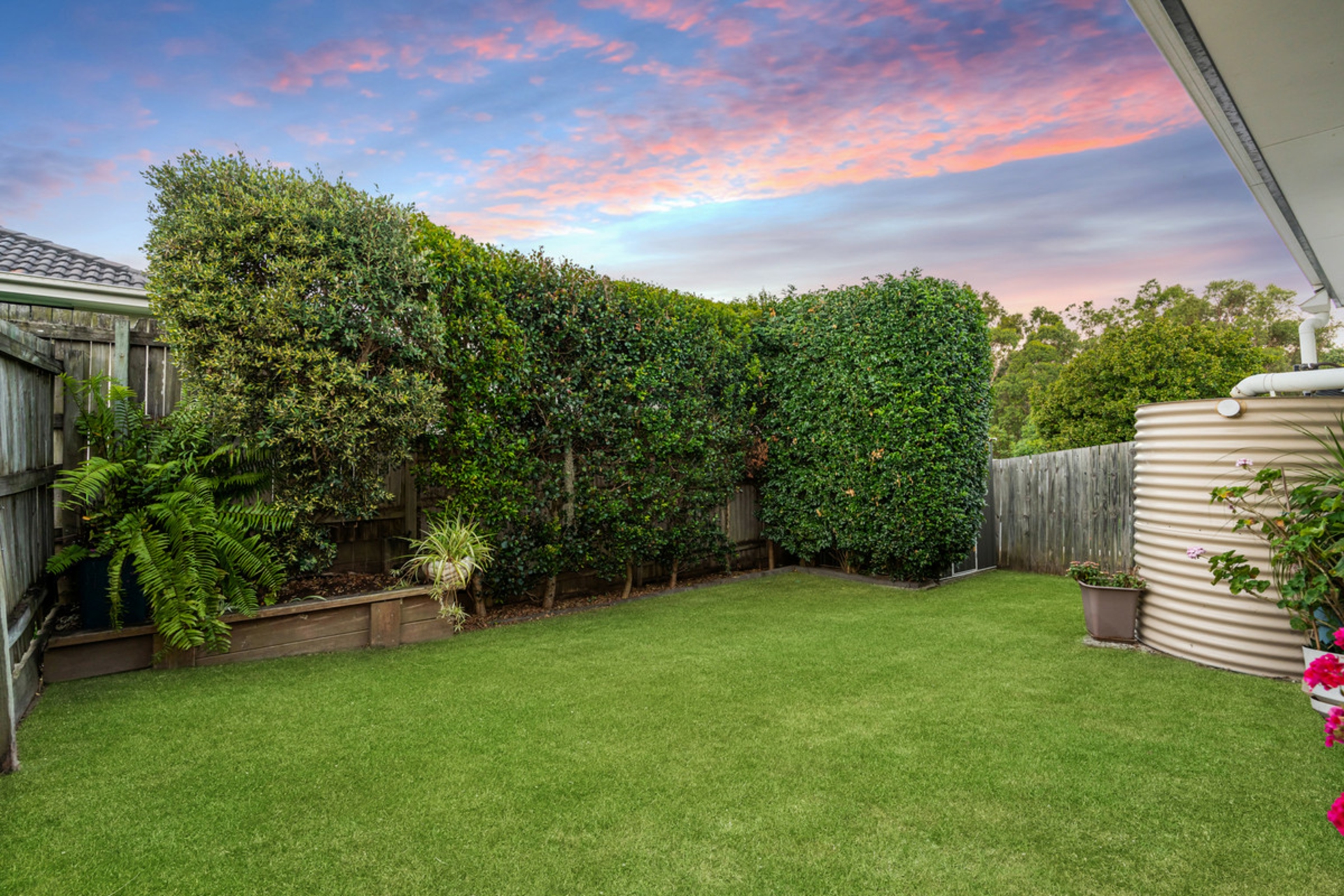 12 Alton Towers Street, SPRINGFIELD LAKES