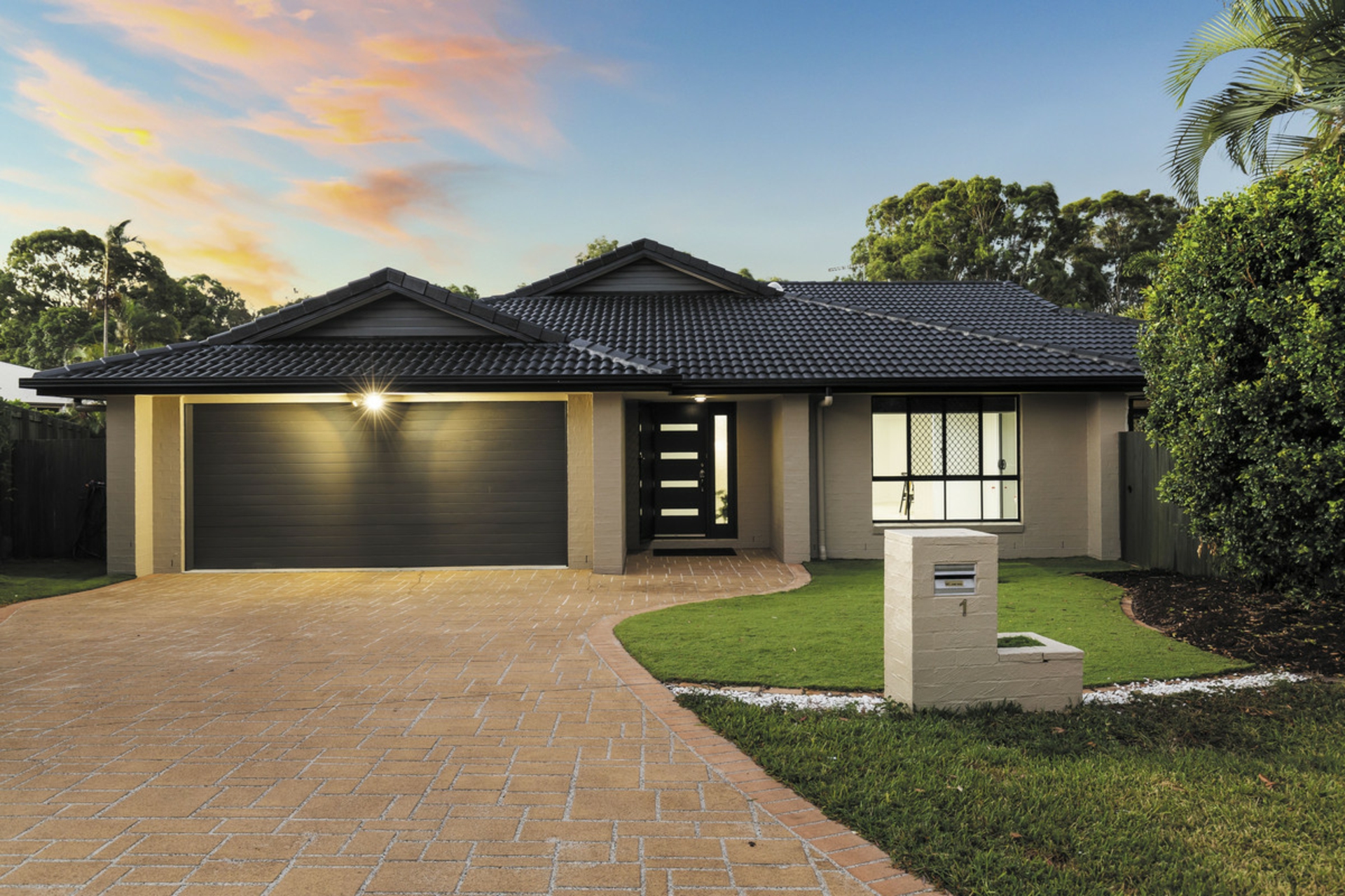 1 Jenmar Court, THORNLANDS