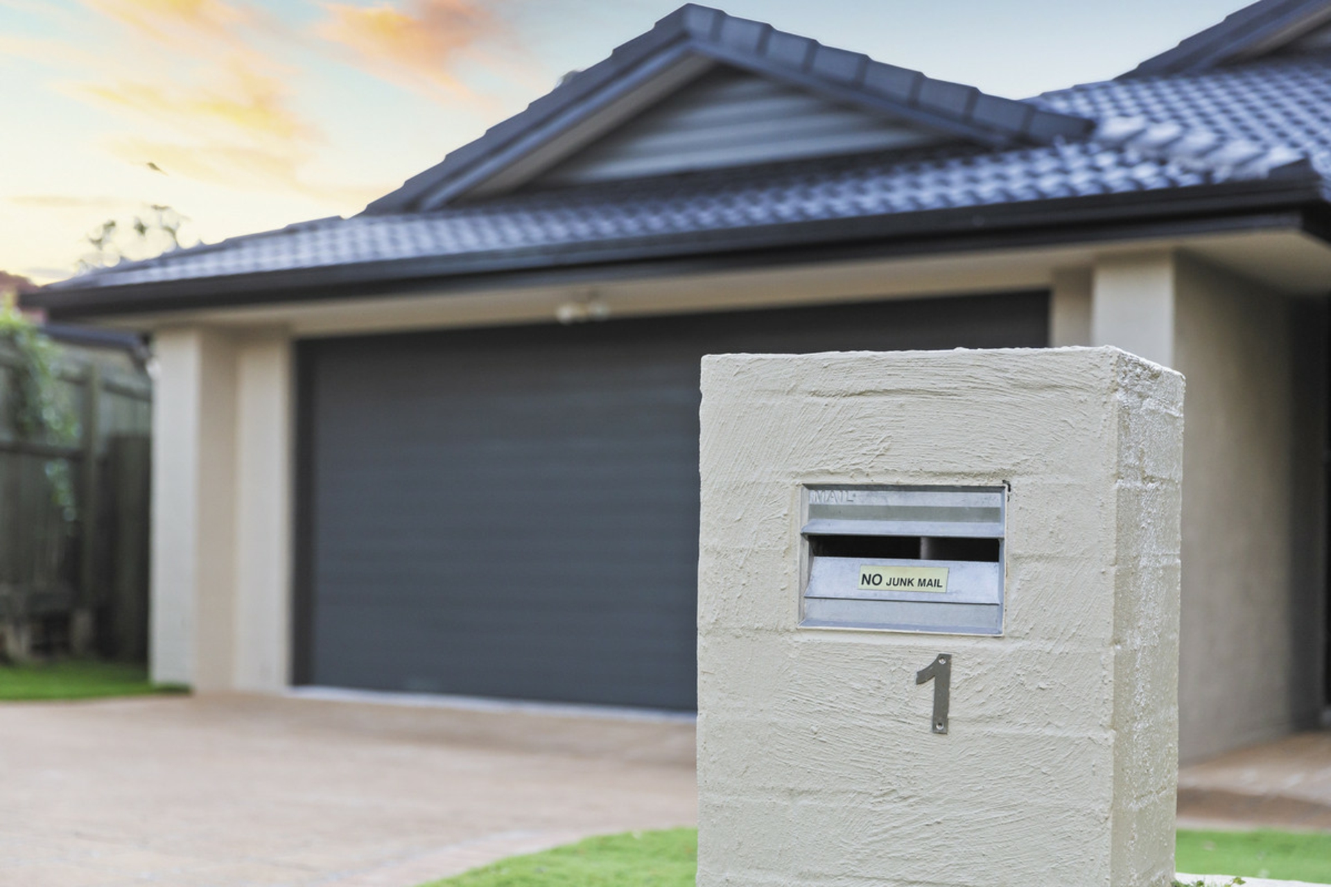 1 Jenmar Court, THORNLANDS