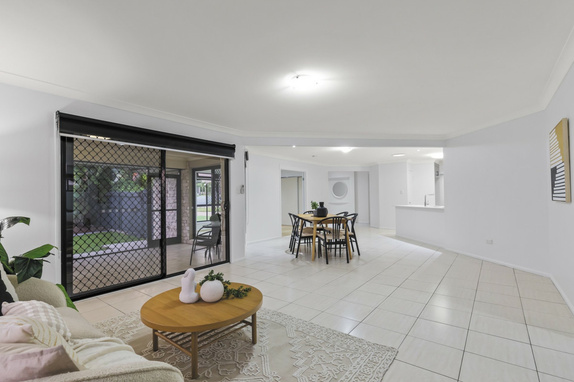 1 Jenmar Court, THORNLANDS