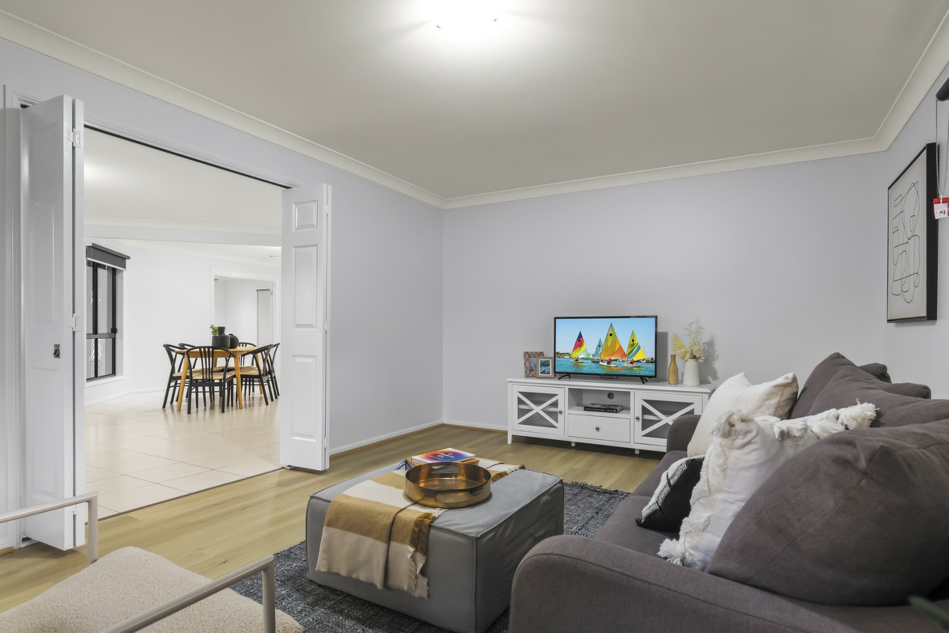 1 Jenmar Court, THORNLANDS
