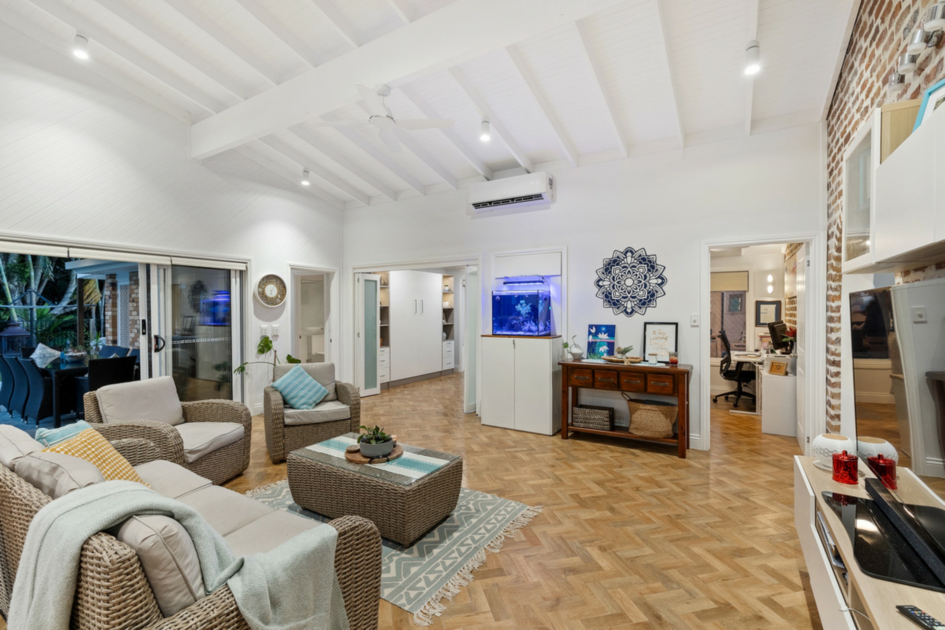 17 Lancewood Street, VICTORIA POINT