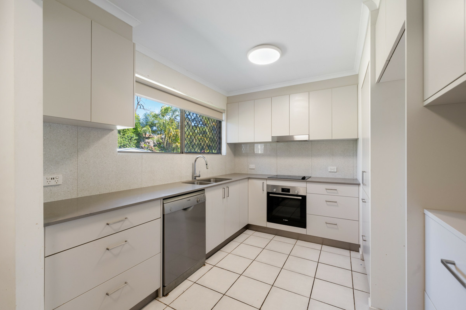 47 Fullerton Street, BIRKDALE