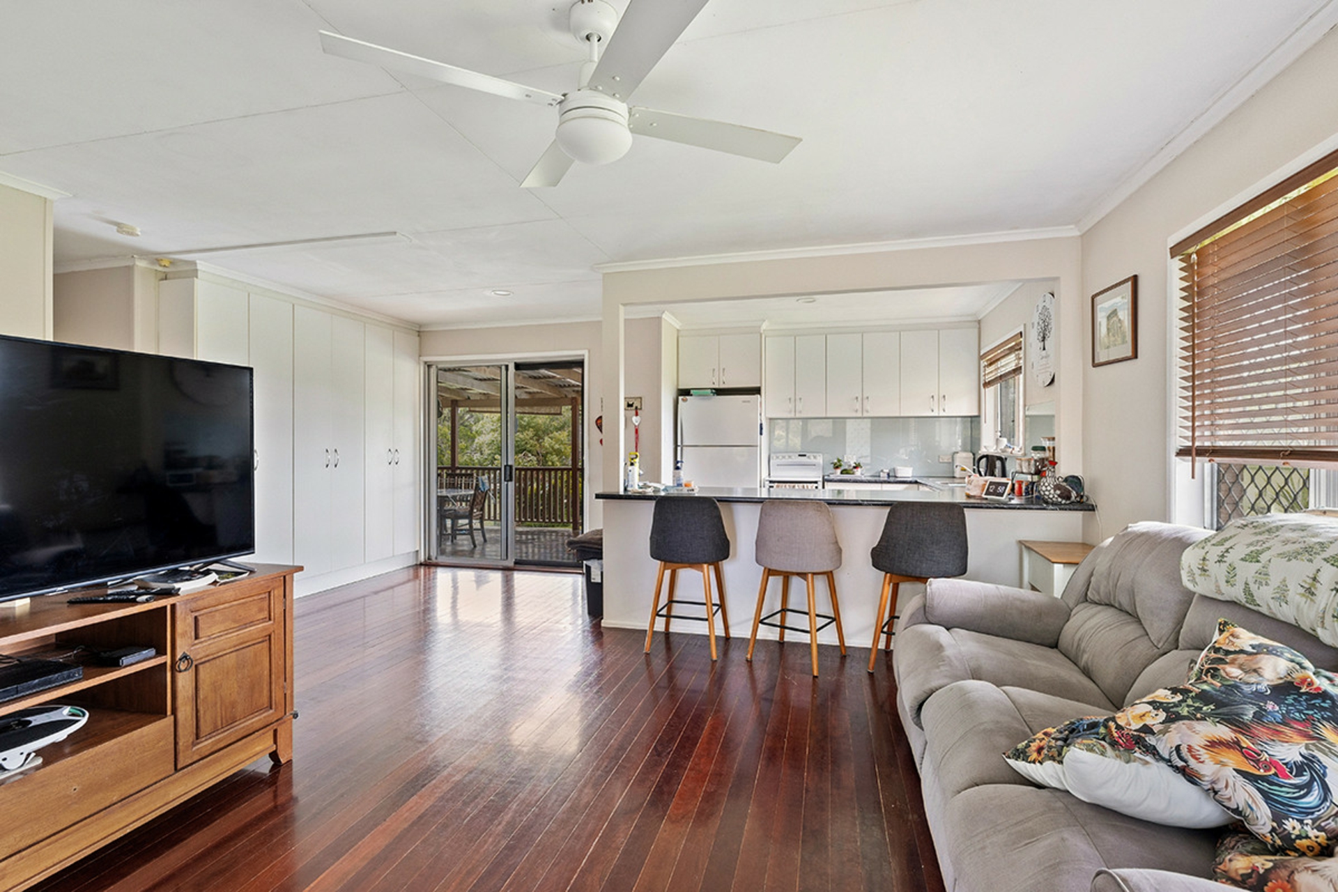 371 Kianawah Road, WYNNUM WEST