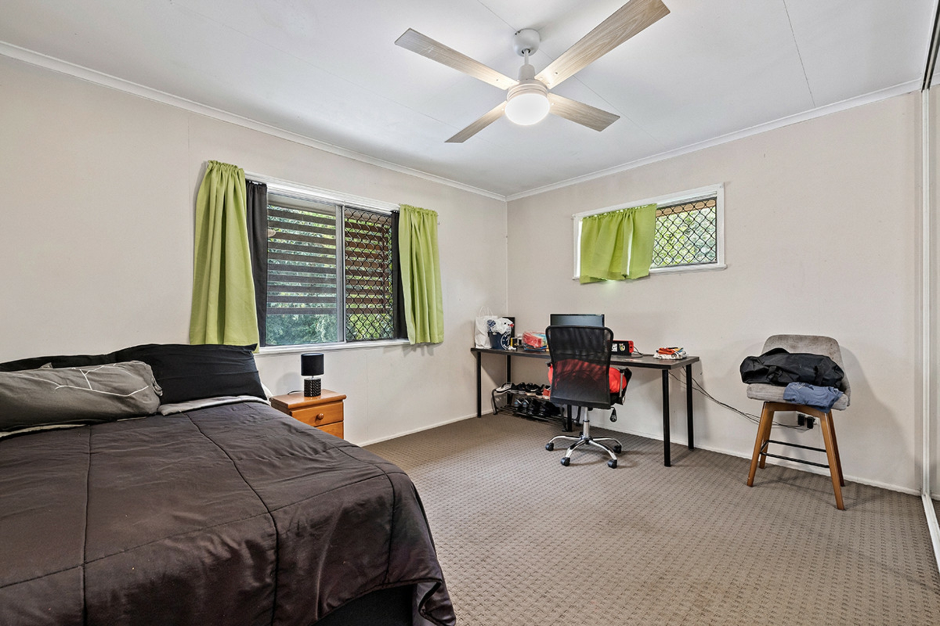 371 Kianawah Road, WYNNUM WEST