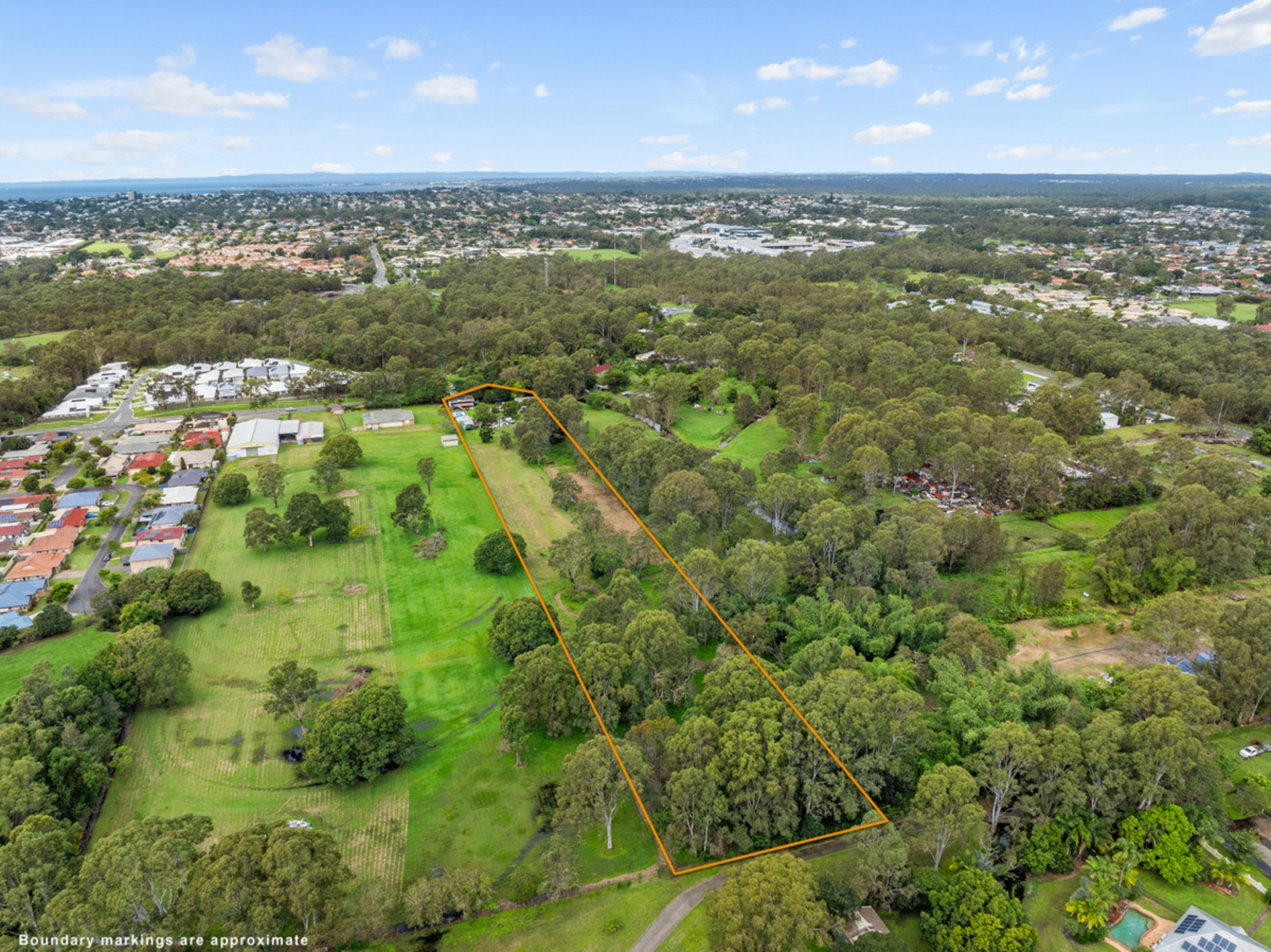 371 Kianawah Road, WYNNUM WEST